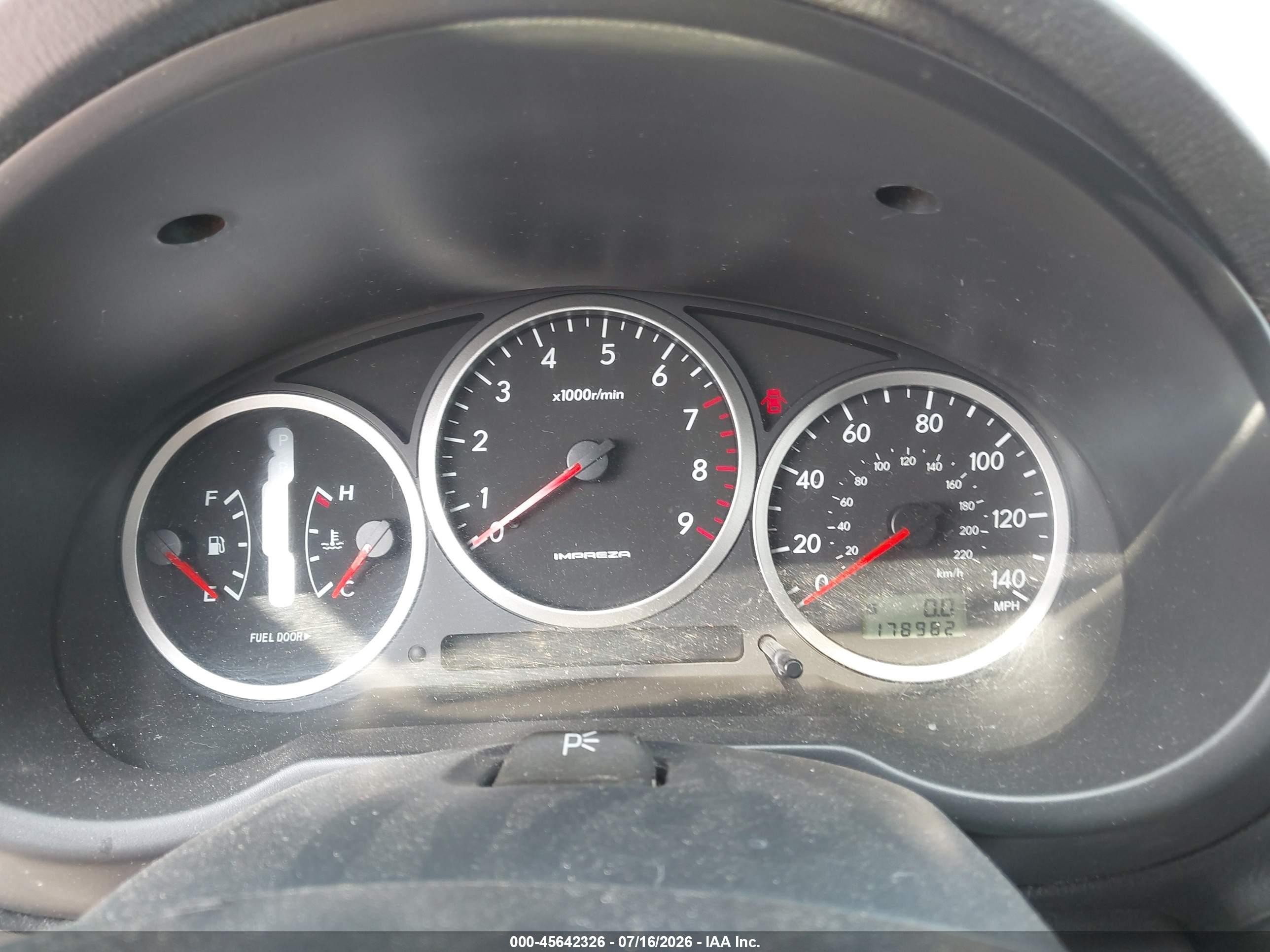 2004 Subaru Impreza Wrx Silver vin: JF1GG29664H811277