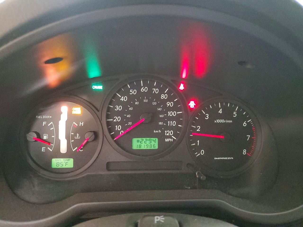 2007 Subaru Impreza 2.5i Silver vin: JF1GG61617H808861