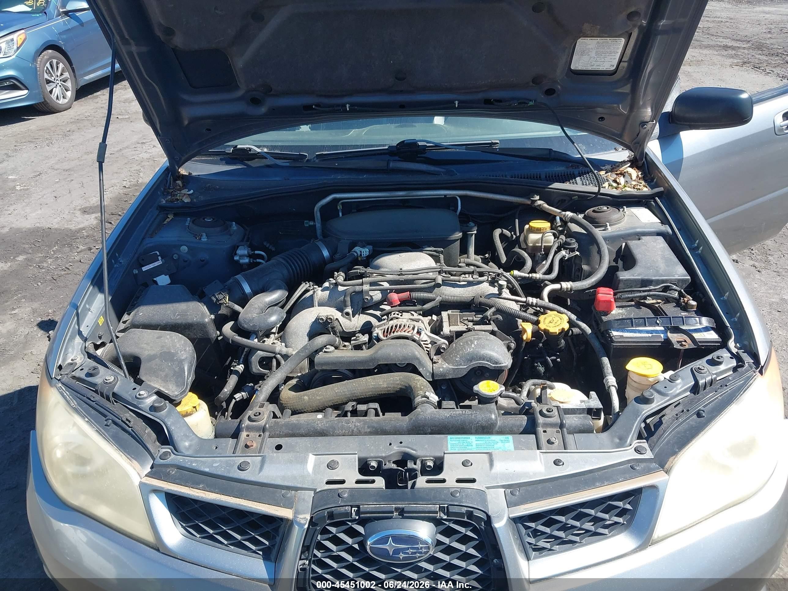 2007 Subaru Impreza 2.5i Silver vin: JF1GG61667H805065