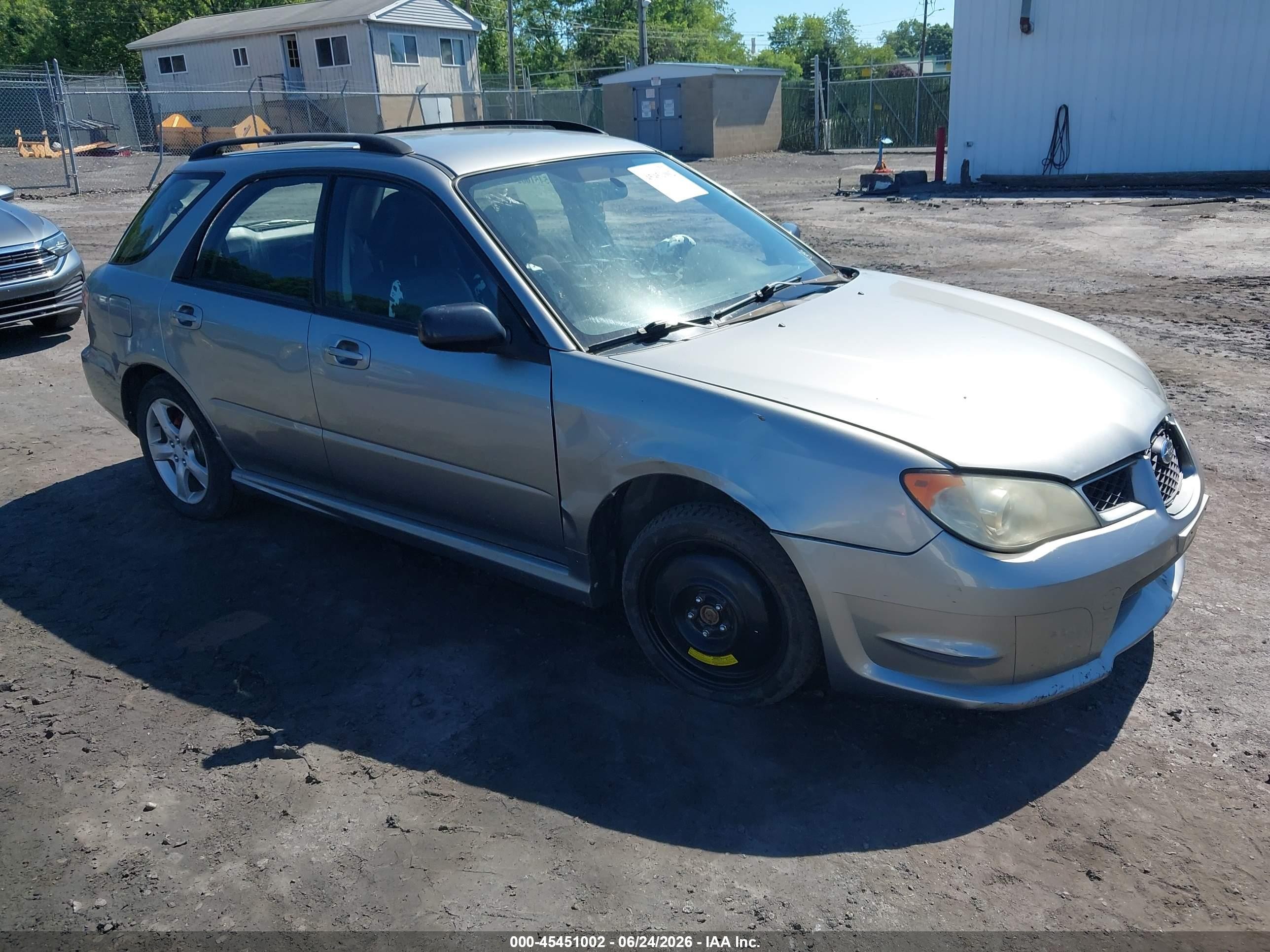 2007 Subaru Impreza 2.5i Silver vin: JF1GG61667H805065