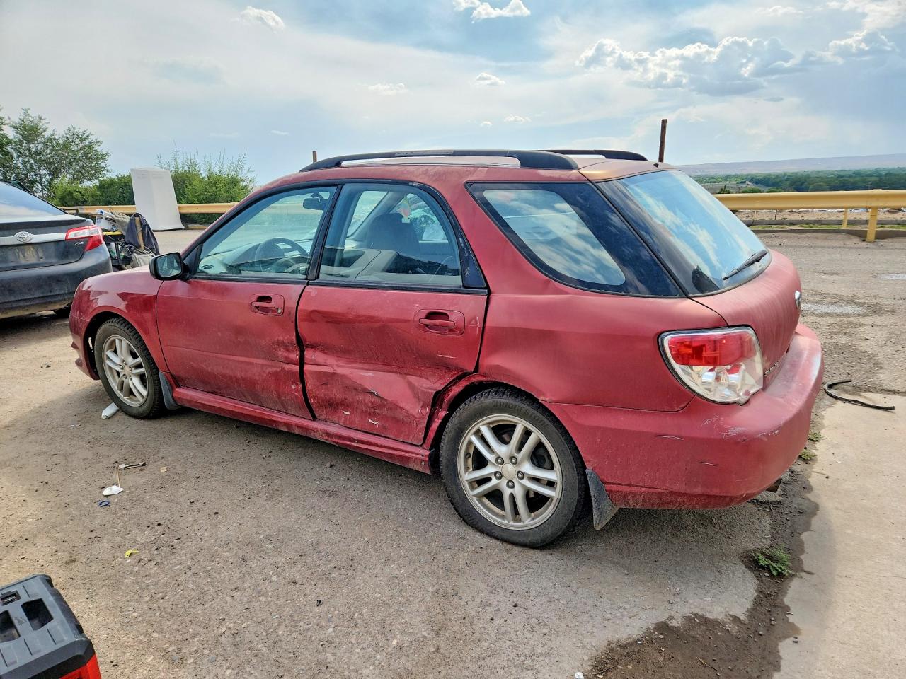 2007 Subaru Impreza 2.5i Red vin: JF1GG61677H805401