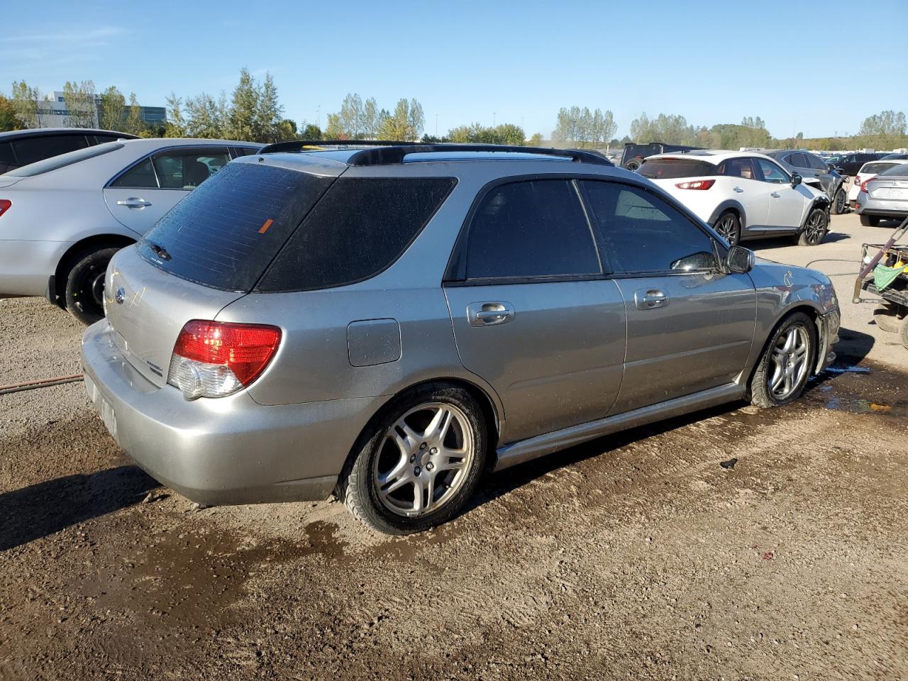 2007 Subaru Impreza 2.5i Silver vin: JF1GG61677H813336