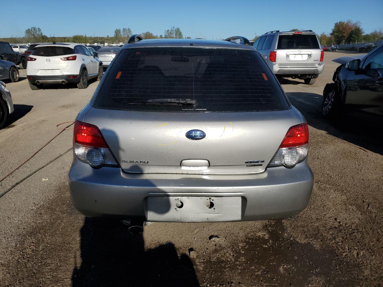 2007 Subaru Impreza 2.5i Silver vin: JF1GG61677H813336