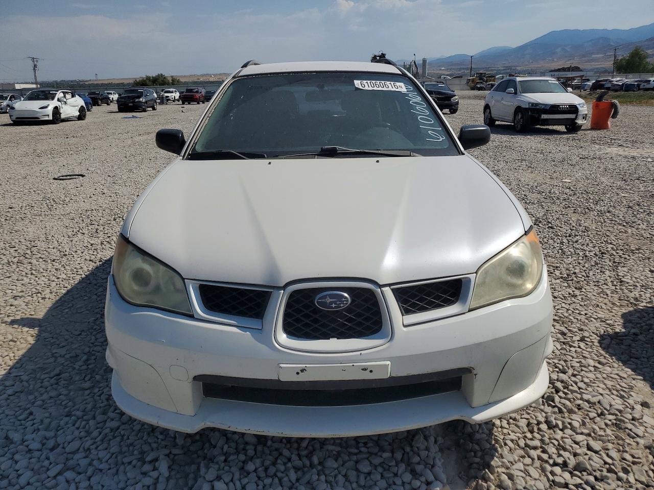 2007 Subaru Impreza 2.5i Белый vin: JF1GG61687H801566