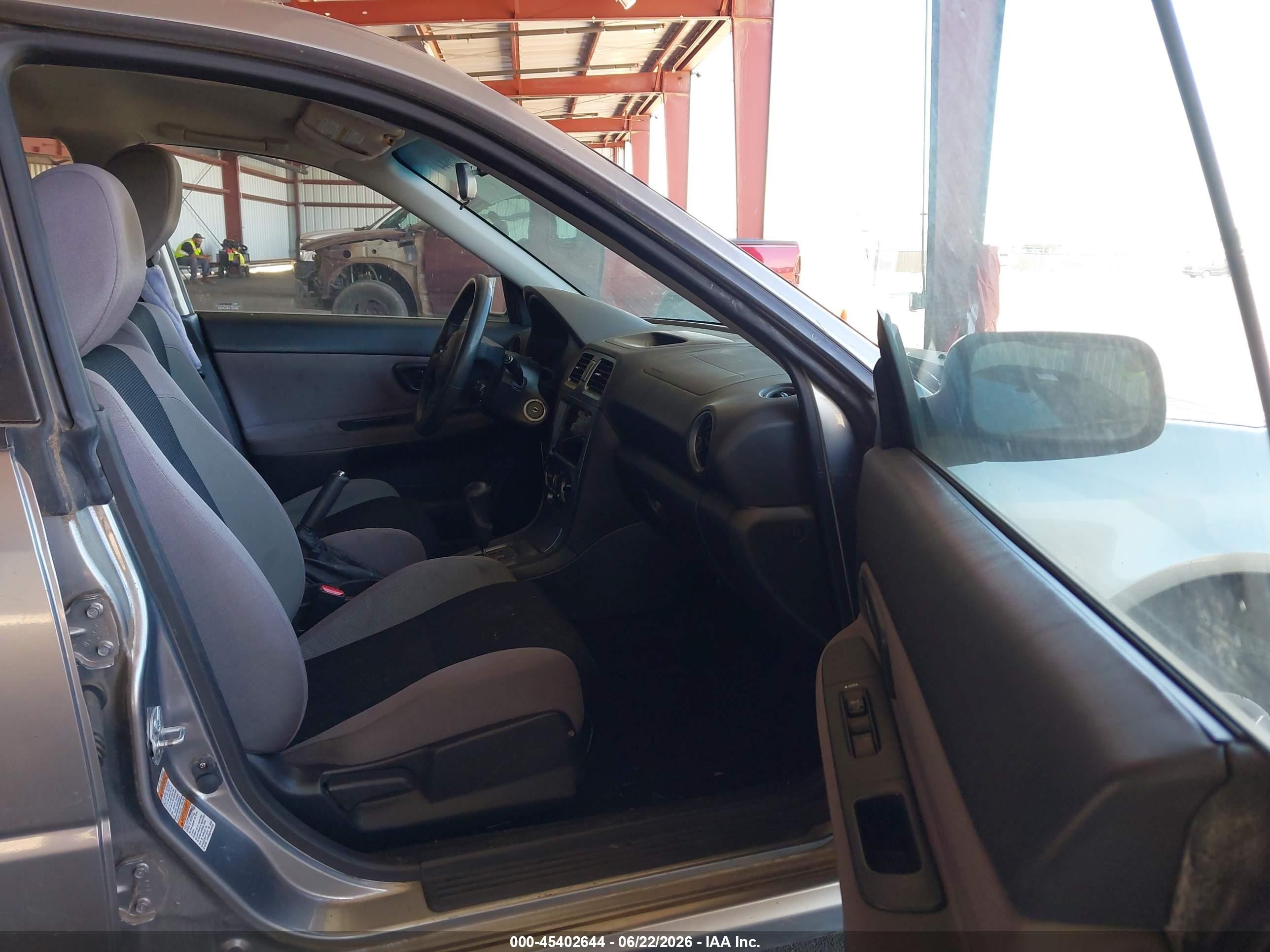 2007 Subaru Impreza 2.5i Silver vin: JF1GG616X7H814464