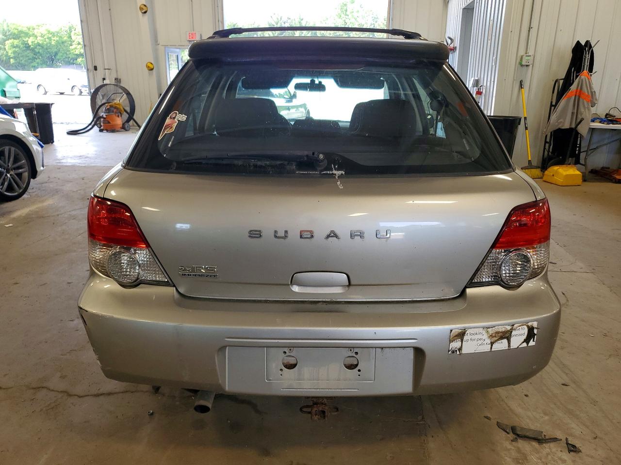 2005 Subaru Impreza Rs Silver vin: JF1GG67555H800693