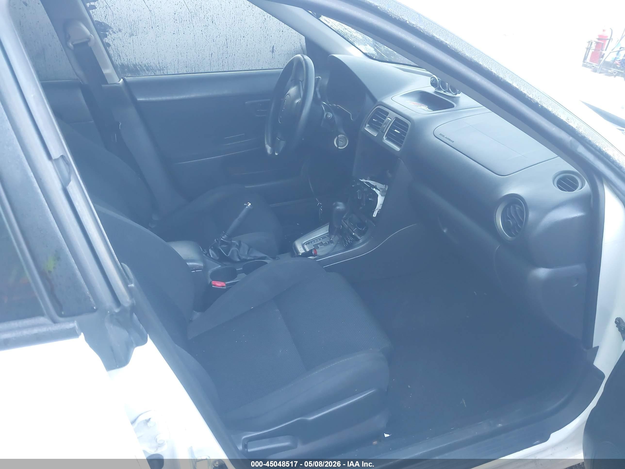 2005 Subaru Impreza 2.5rs Белый vin: JF1GG67555H804520