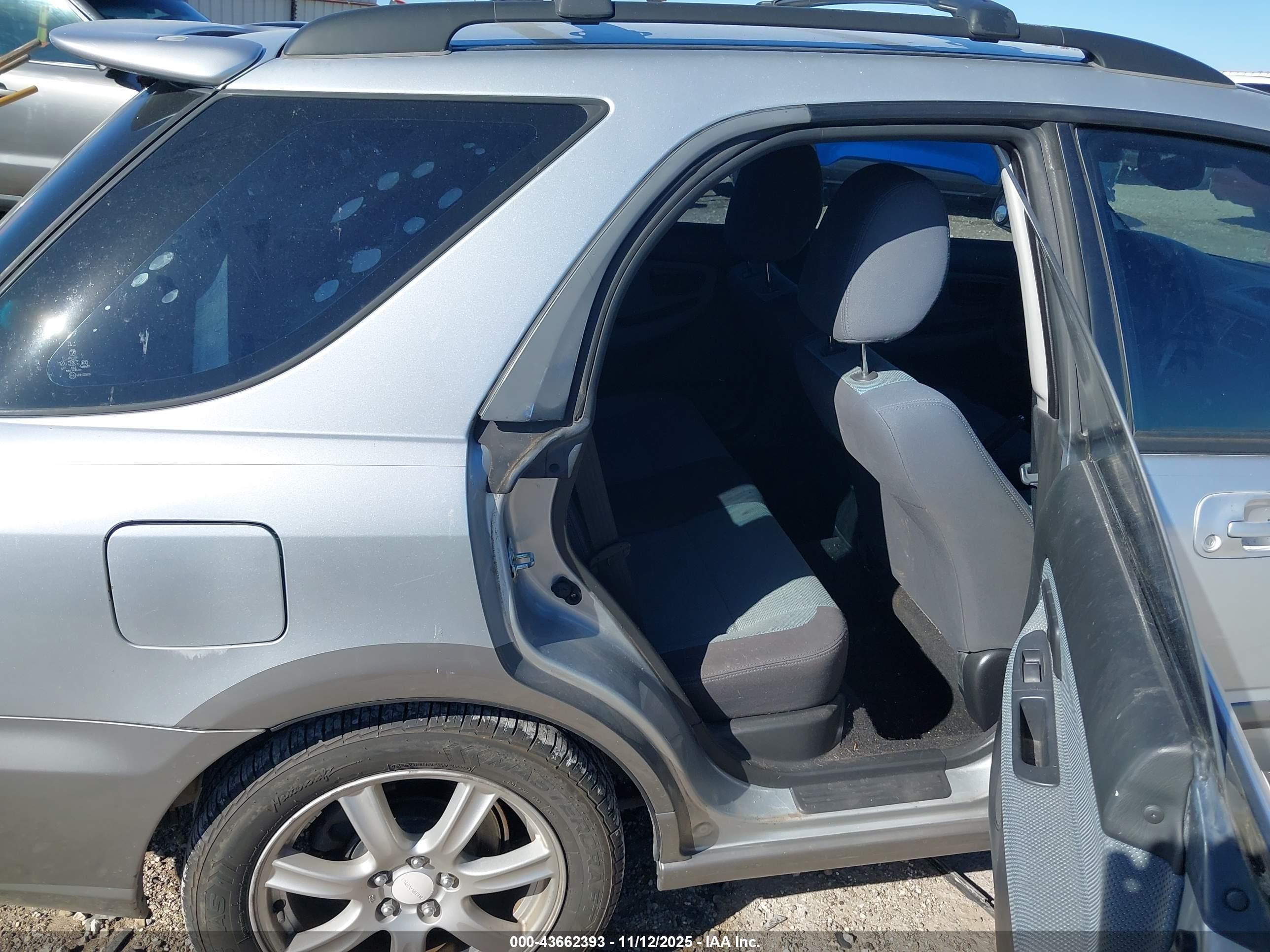 2005 Subaru Impreza Outback Sport Base W/special Edition Silver vin: JF1GG68515H814606