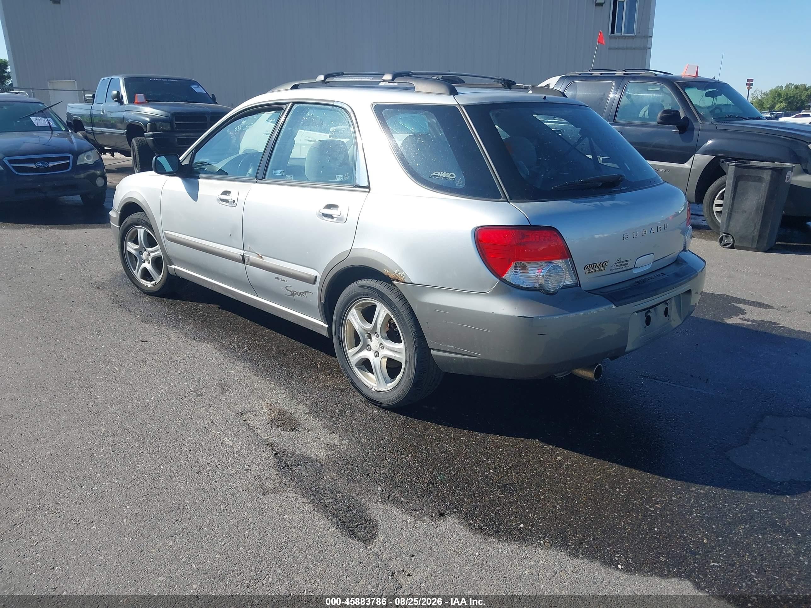 2004 Subaru Impreza Outback Sport   Серебряный vin: JF1GG68544H807003