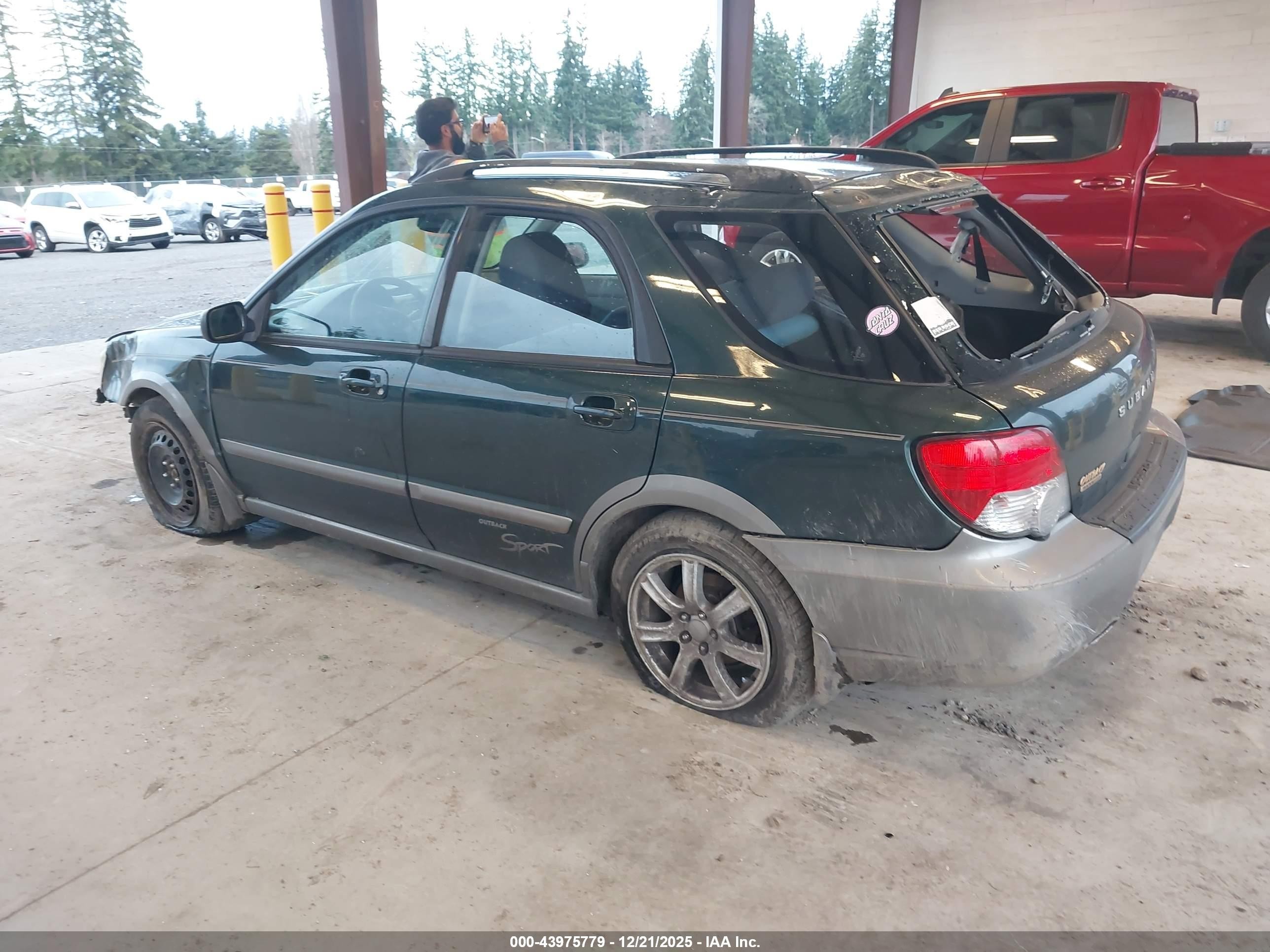 2005 Subaru Impreza Outback Sport Base W/special Edition Green vin: JF1GG68565H809966