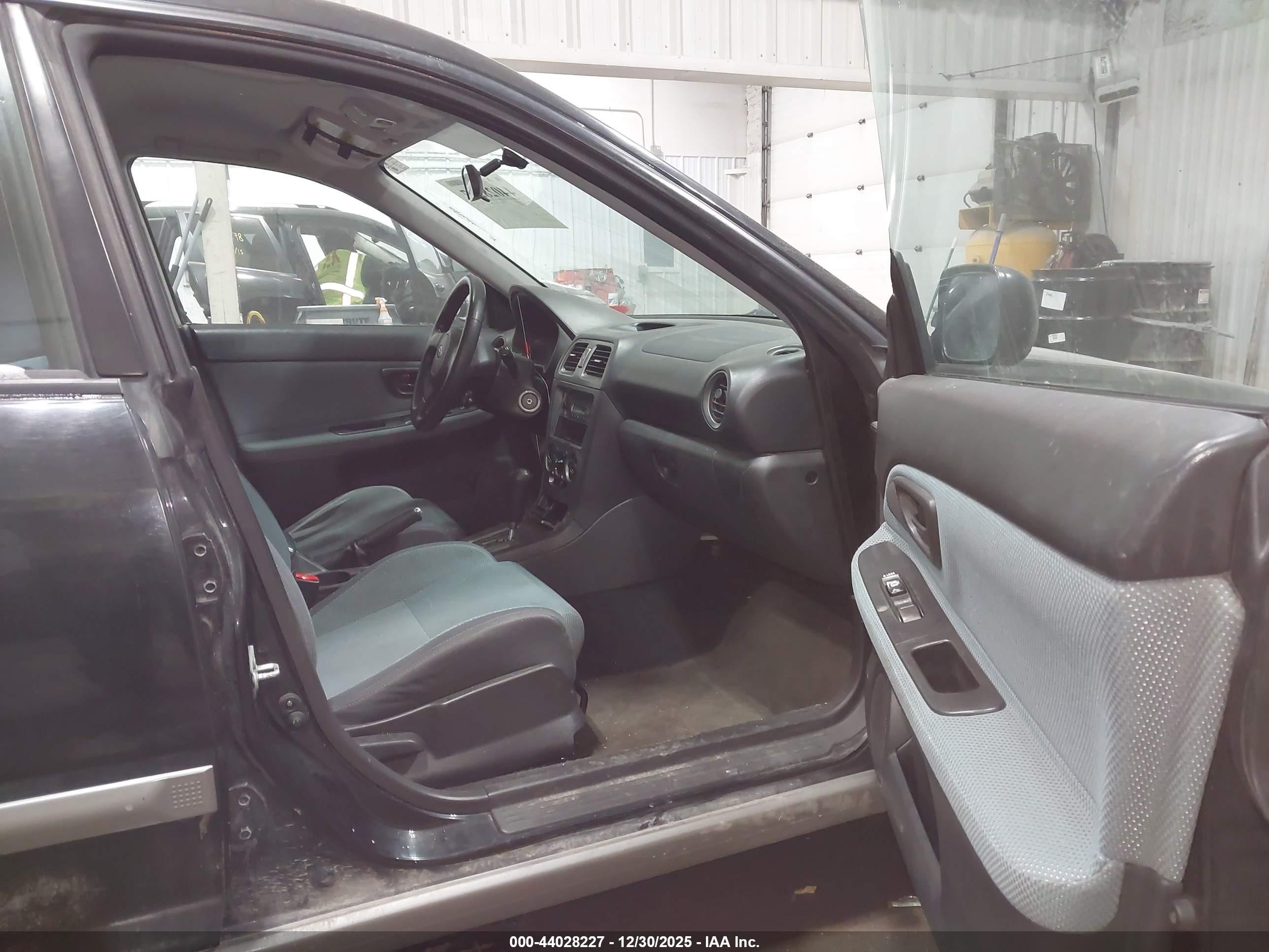 2005 Subaru Impreza Outback Sport Base W/special Edition Black vin: JF1GG68575H800953