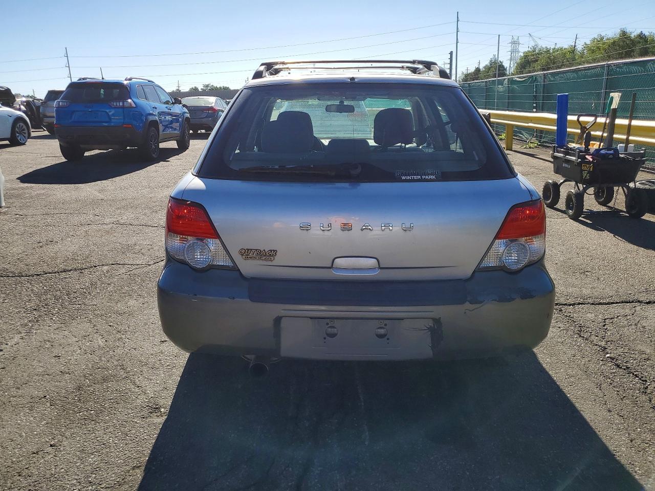 2004 Subaru Impreza Outback Sport Silver vin: JF1GG68584H811801