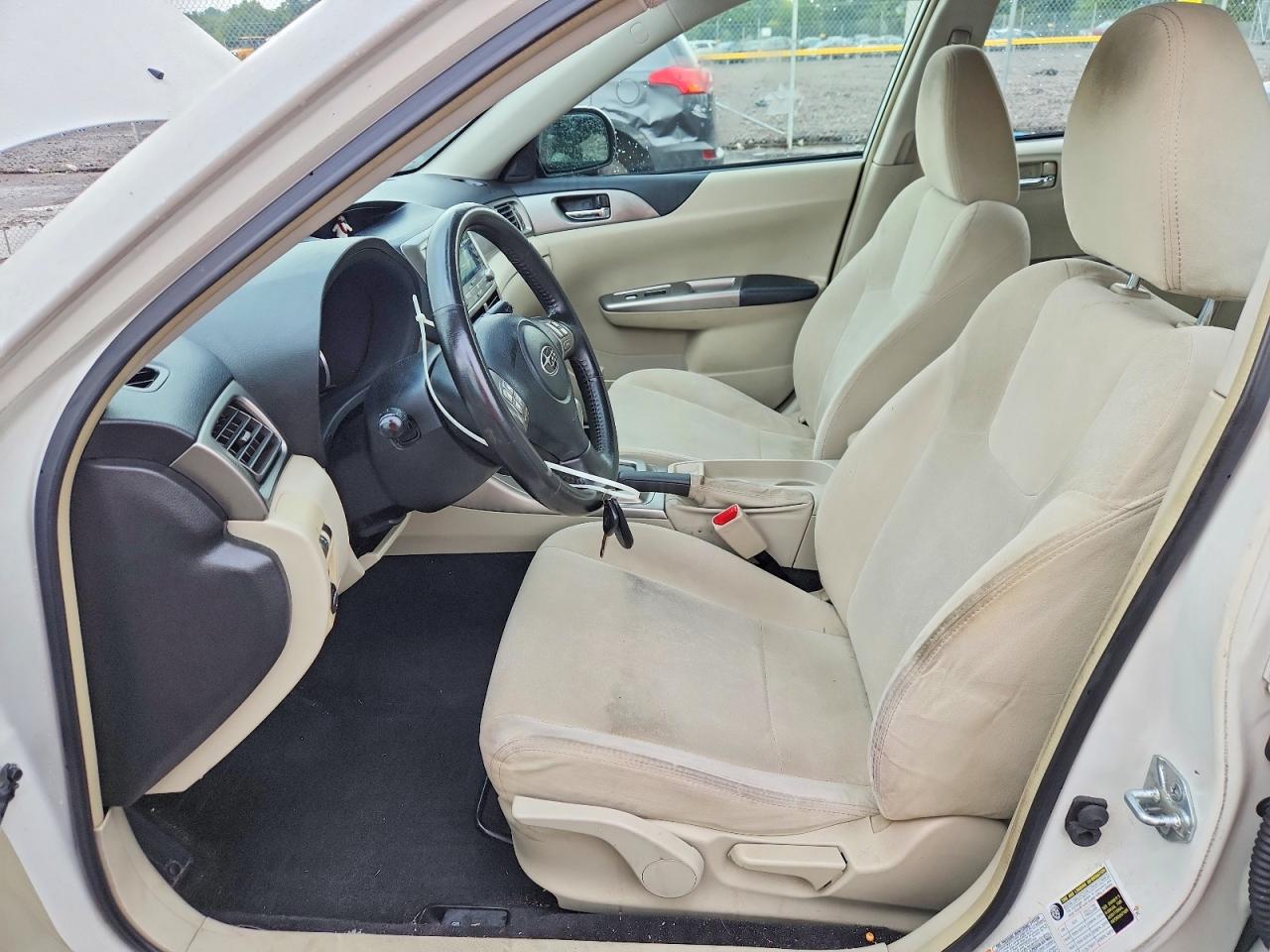 2009 Subaru Impreza 2.5i Premium White vin: JF1GH60669H818061