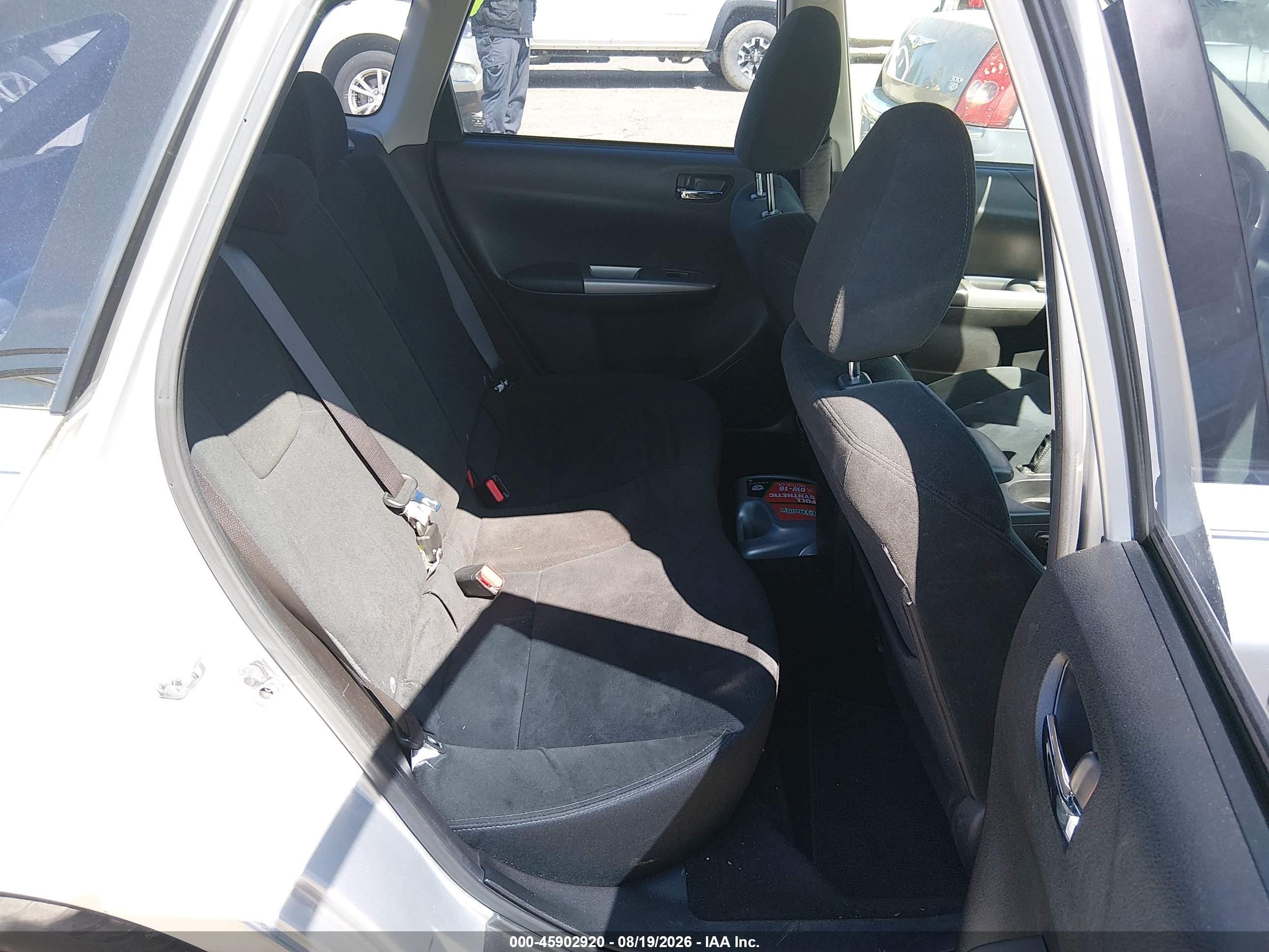 2009 Subaru Impreza 2.5i Silver vin: JF1GH60689H817753