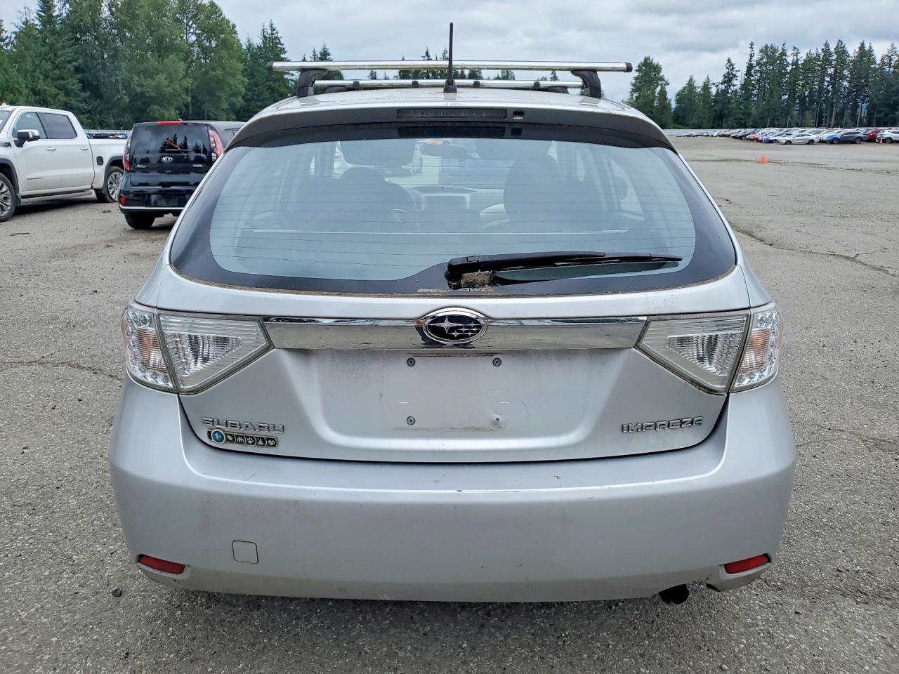 2008 Subaru Impreza 2.5i Серебряный vin: JF1GH61618G822263