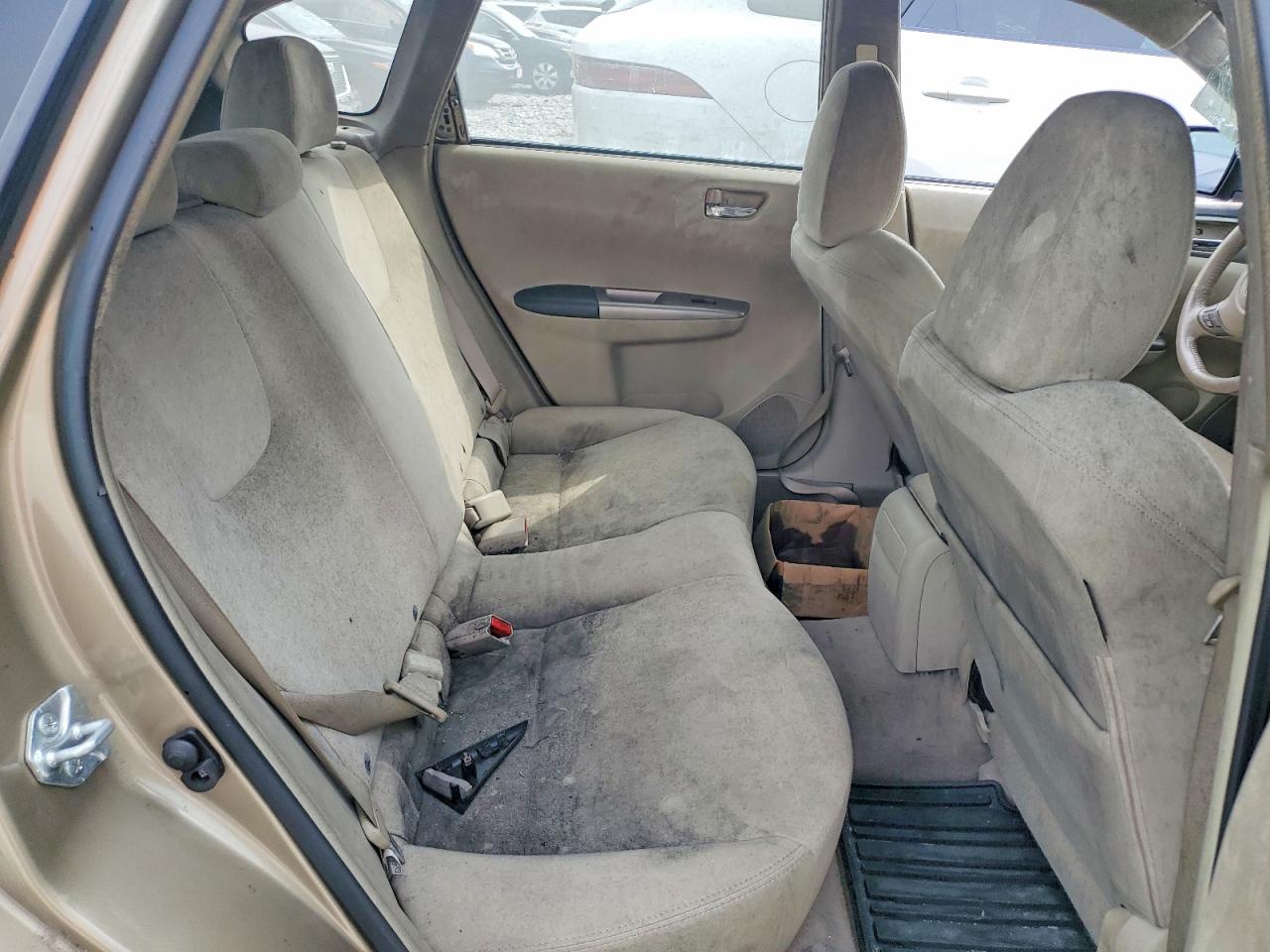 2008 Subaru Impreza 2.5i Beige vin: JF1GH61618H812116