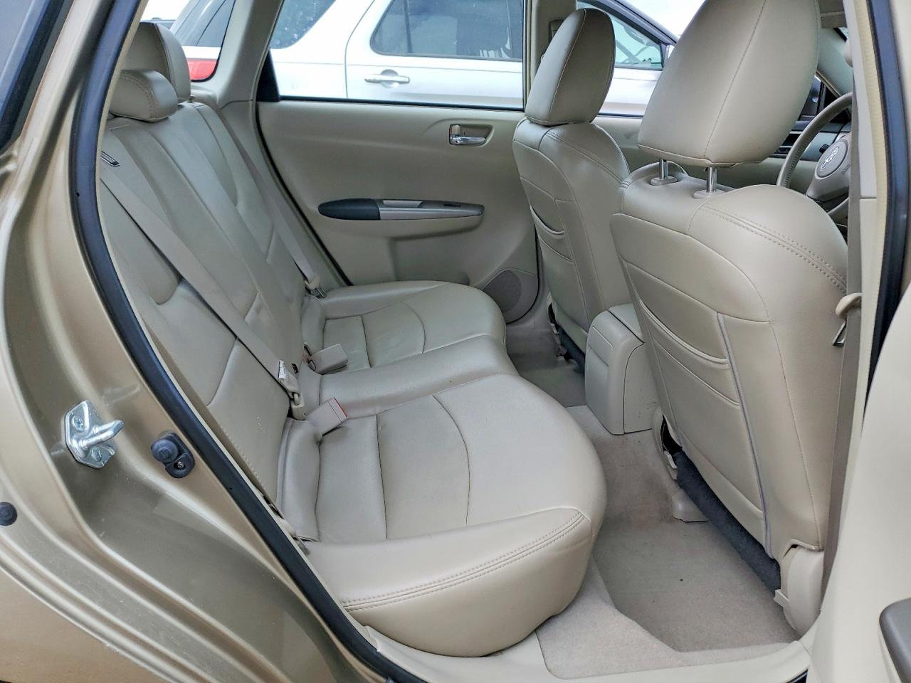 2008 Subaru Impreza 2.5i Tan vin: JF1GH61628H810262