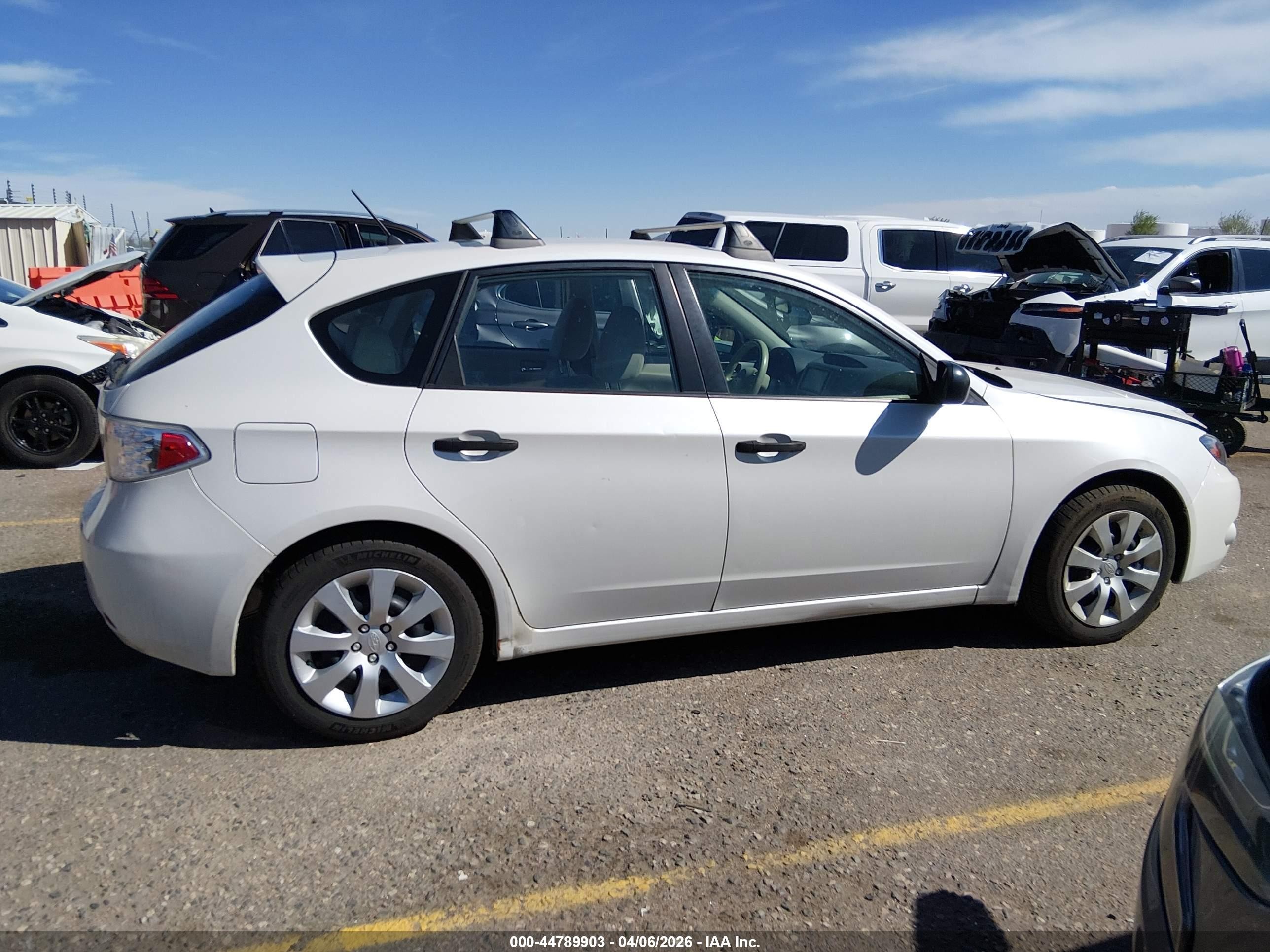 2008 Subaru Impreza 2.5i White vin: JF1GH61638H813607