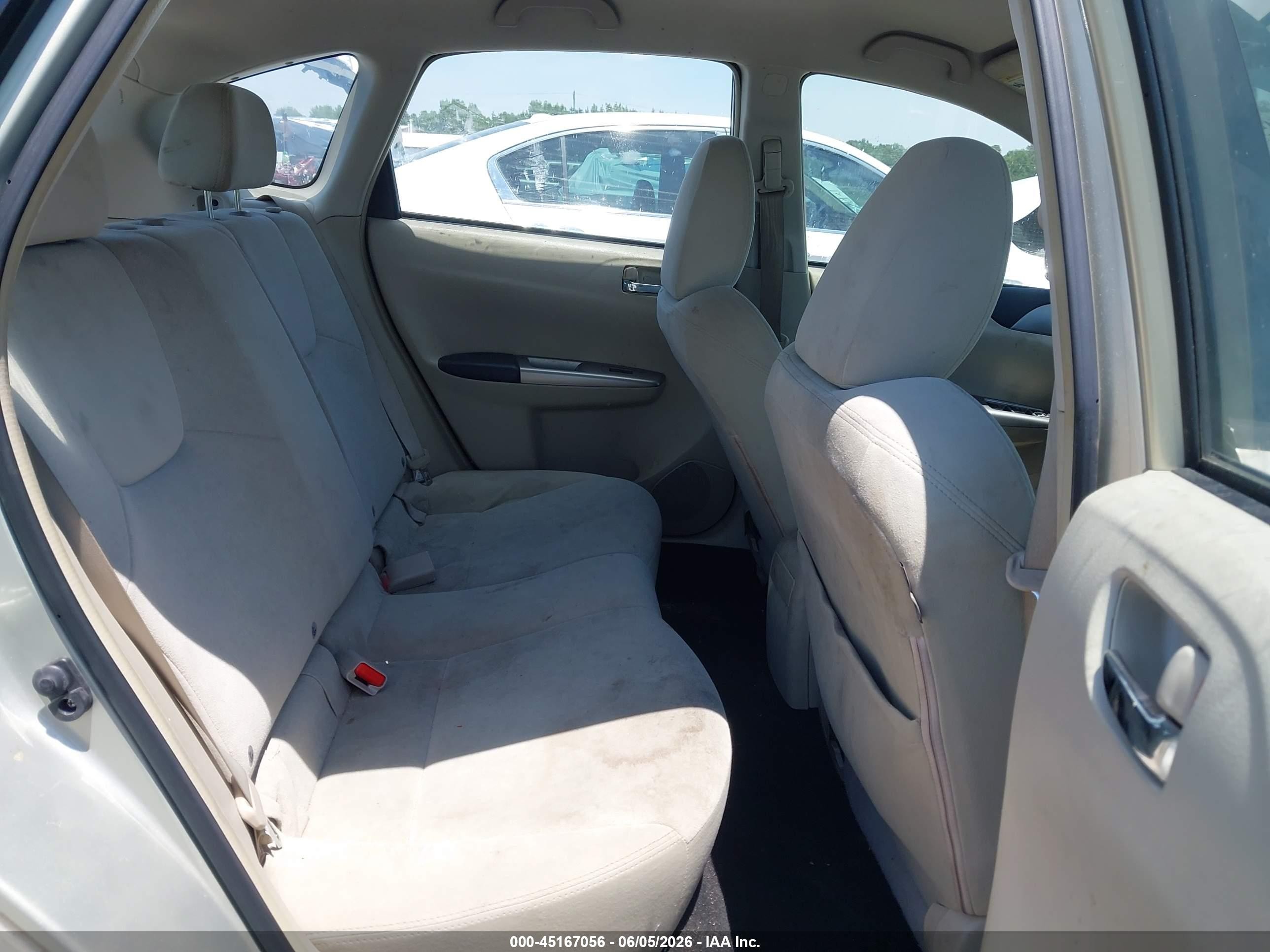 2009 Subaru Impreza 2.5i Beige vin: JF1GH61679H803518