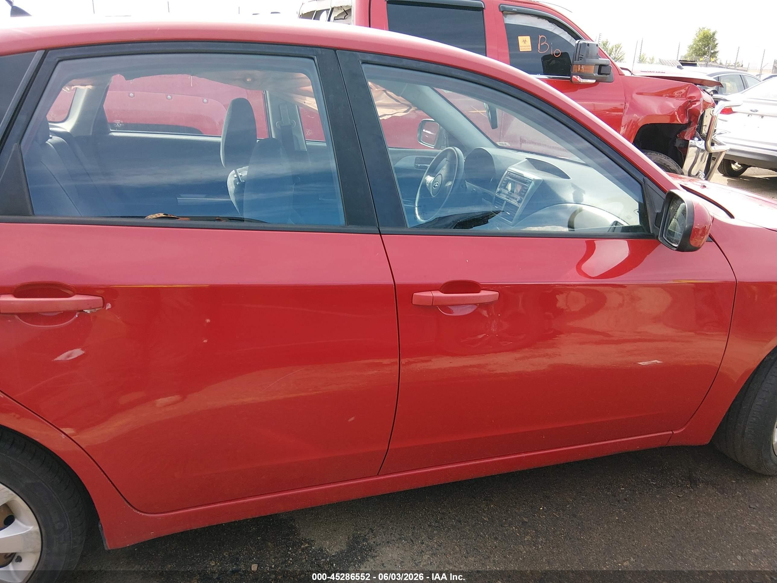 2009 Subaru Impreza 2.5i Red vin: JF1GH61689H803768