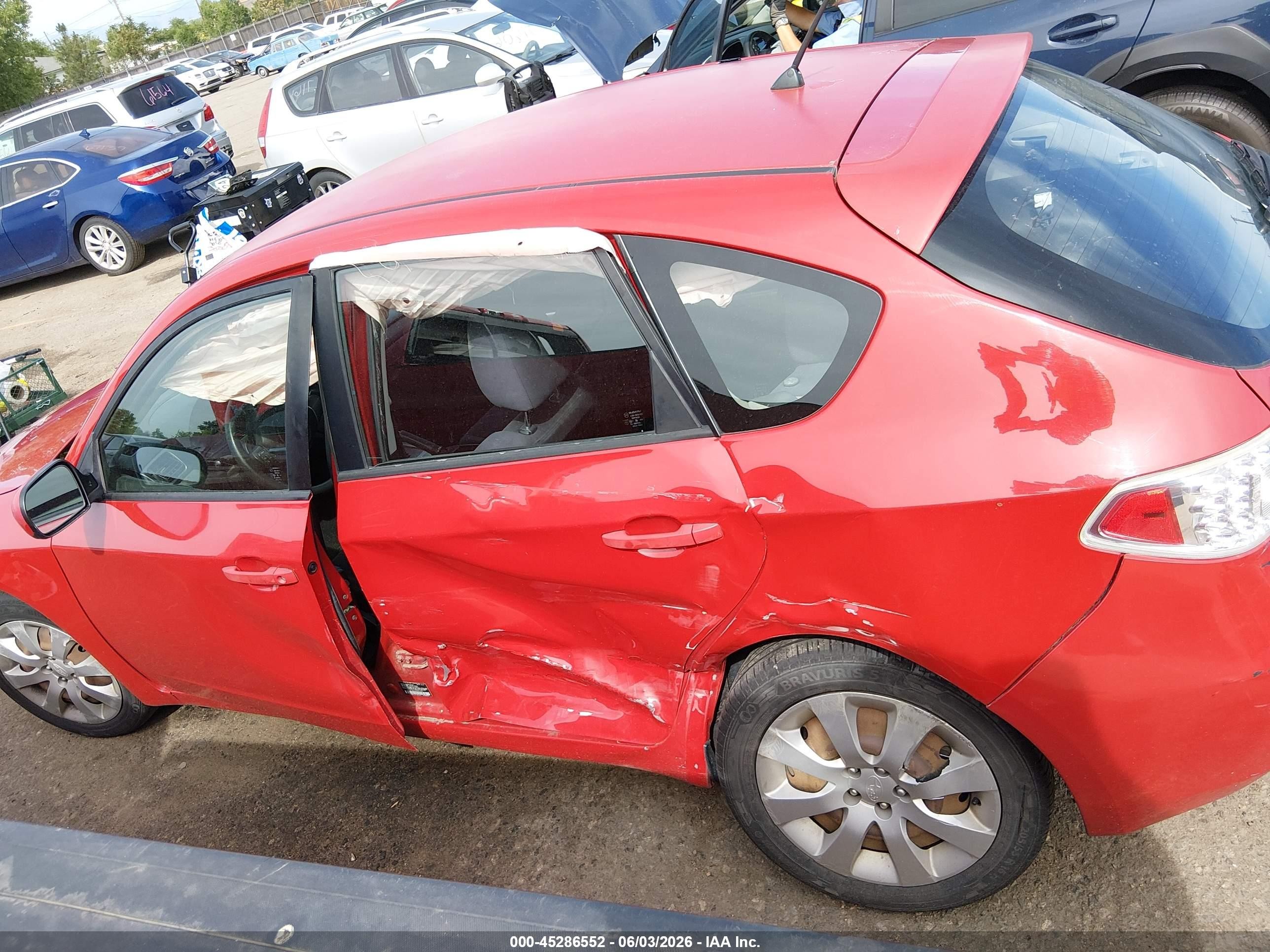 2009 Subaru Impreza 2.5i Red vin: JF1GH61689H803768