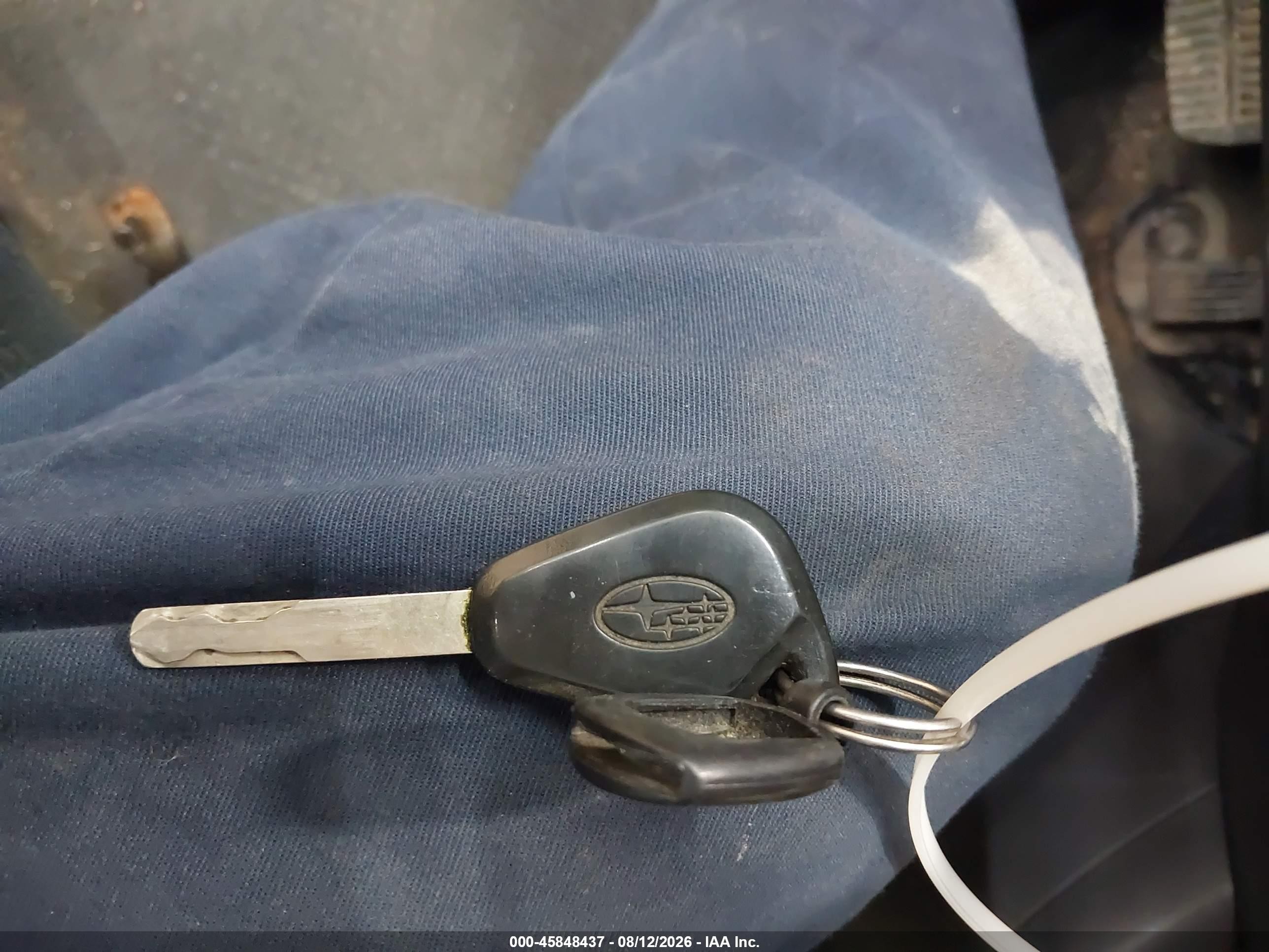 2008 Subaru Impreza 2.5i Серый vin: JF1GH61698H833697
