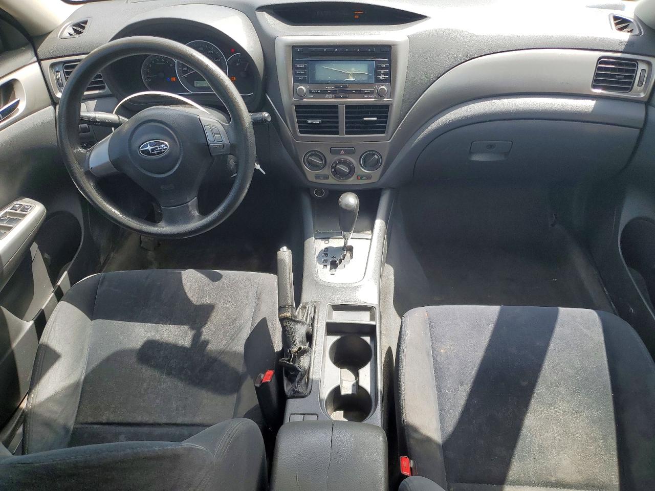 2008 Subaru Impreza 2.5i Silver vin: JF1GH61698H838172