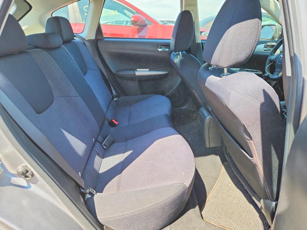 2009 Subaru Impreza Outback Sport Silver vin: JF1GH63609H816107