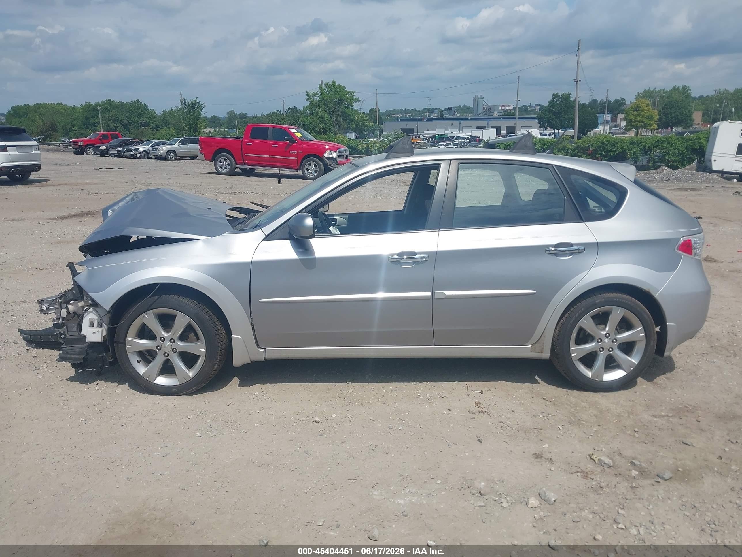 2009 Subaru Impreza Outback Sport   Silver vin: JF1GH63639H816926