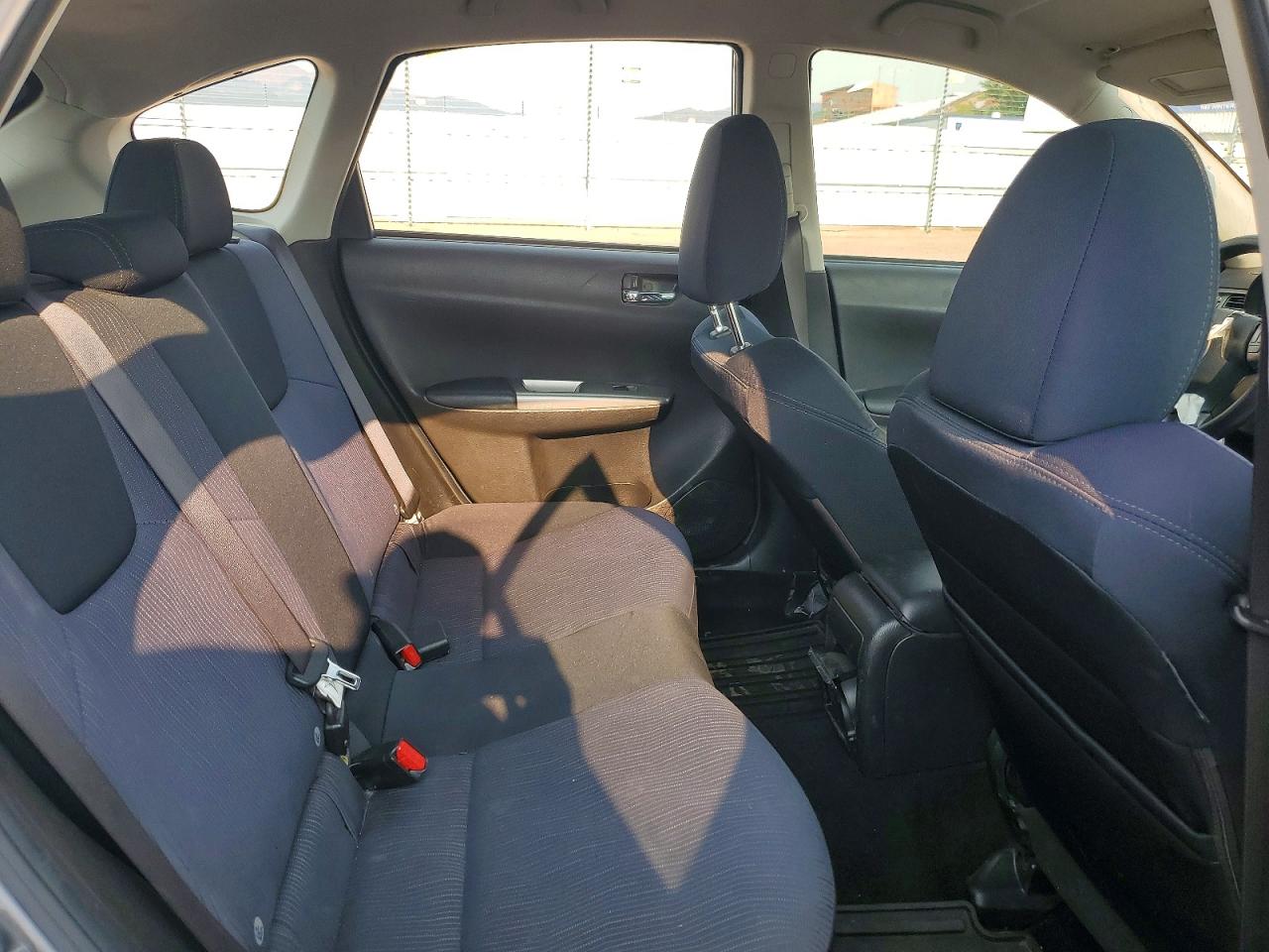 2009 Subaru Impreza Outback Sport Silver vin: JF1GH63679H804830