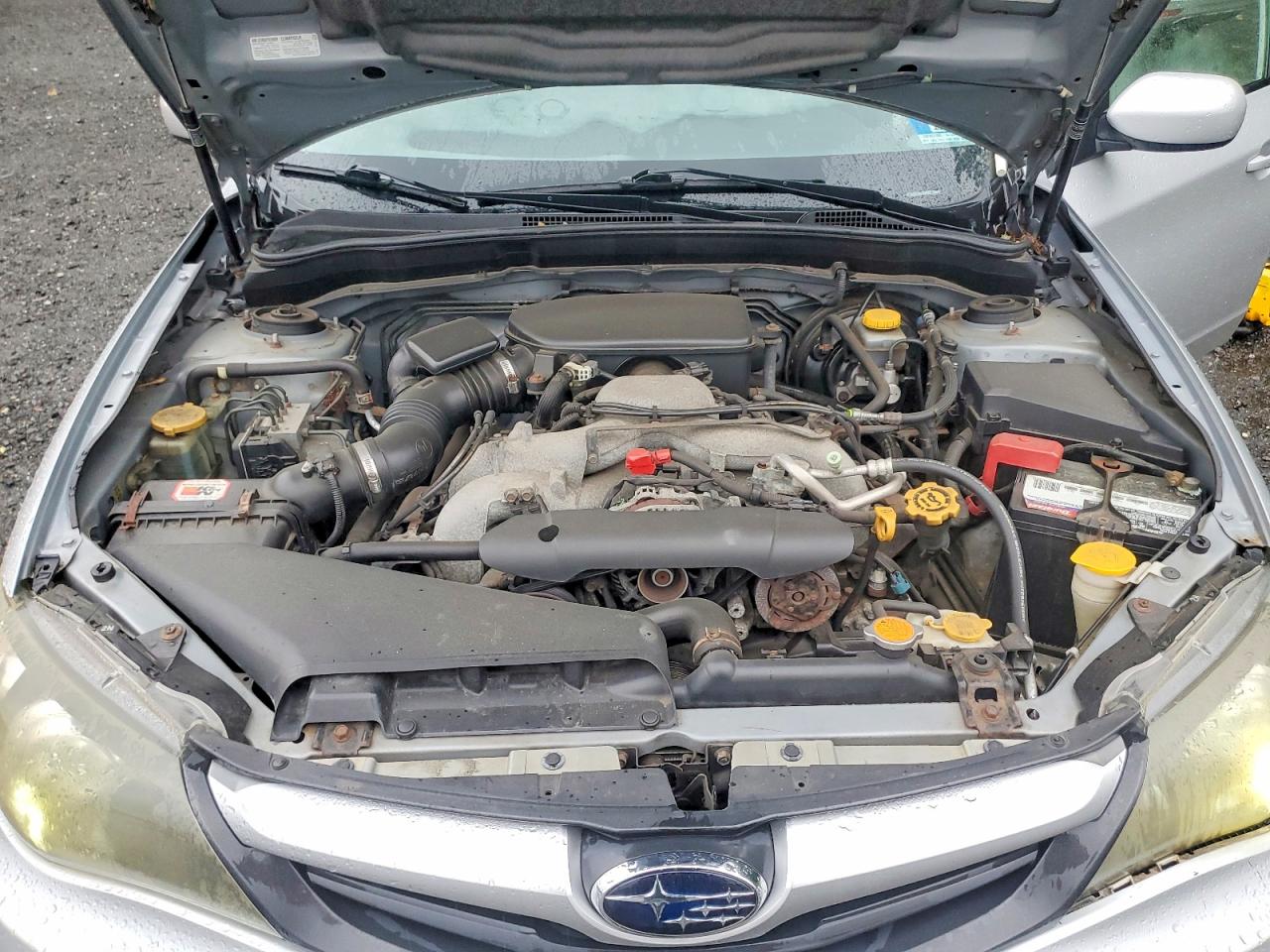 2011 Subaru Impreza 2.5i Silver vin: JF1GH6A62BH806090