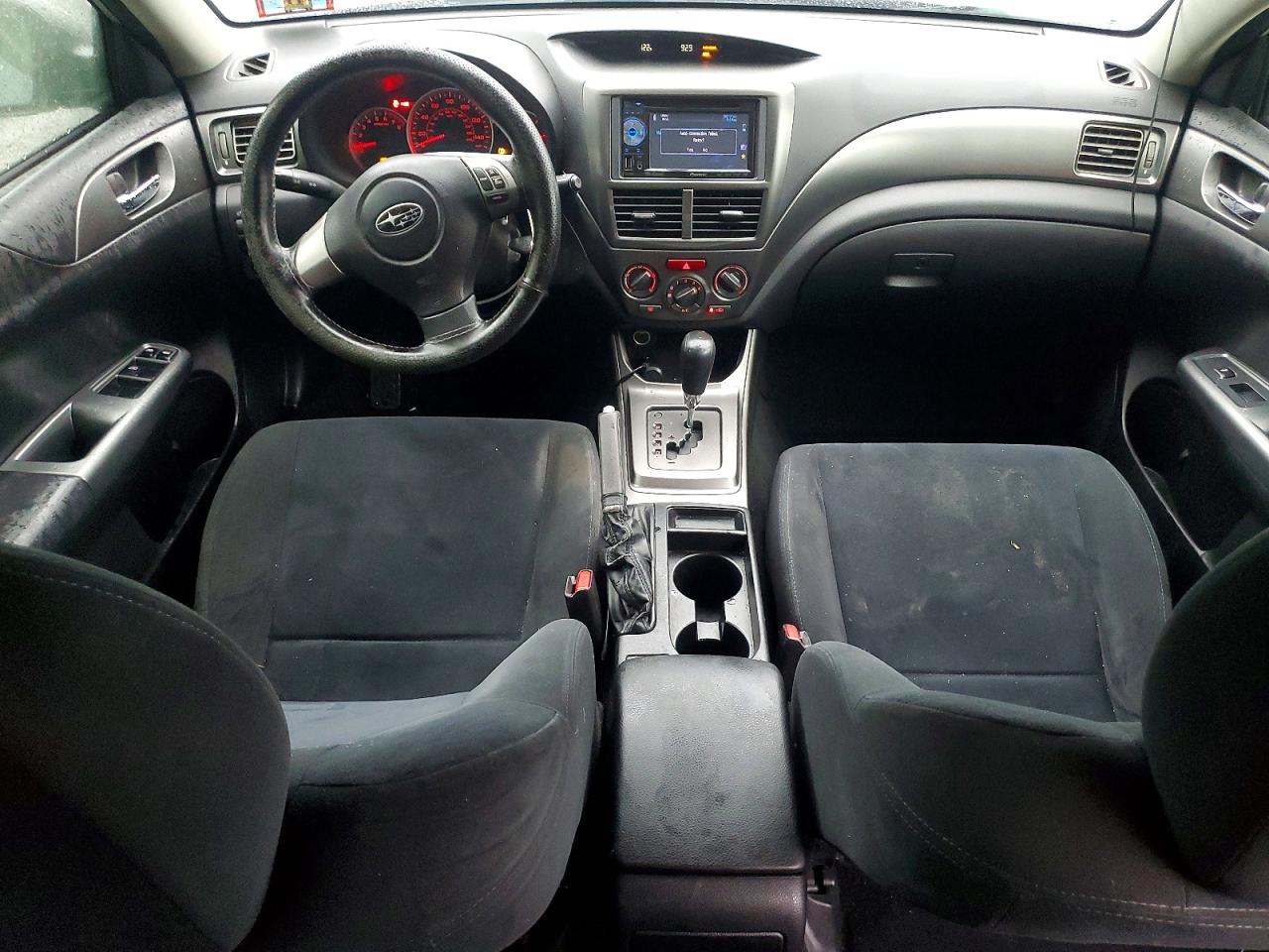 2011 Subaru Impreza 2.5i Silver vin: JF1GH6A62BH806090