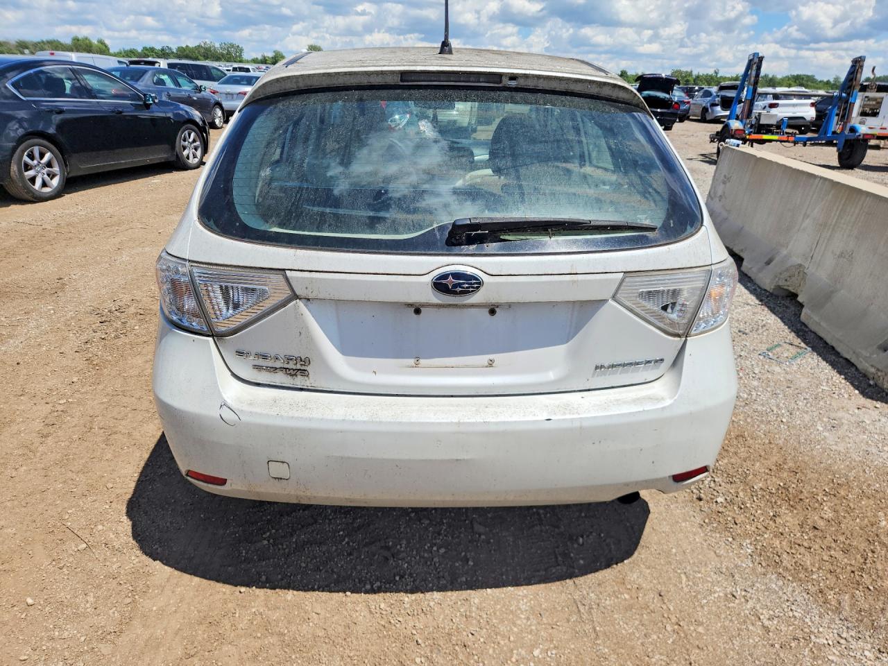 2011 Subaru Impreza 2.5i White vin: JF1GH6A62BH809331