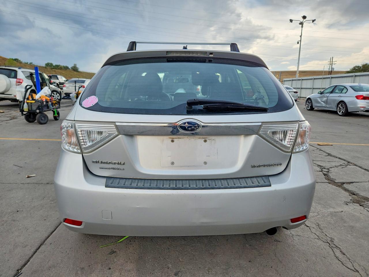 2010 Subaru Impreza 2.5i Silver vin: JF1GH6A63AH805979