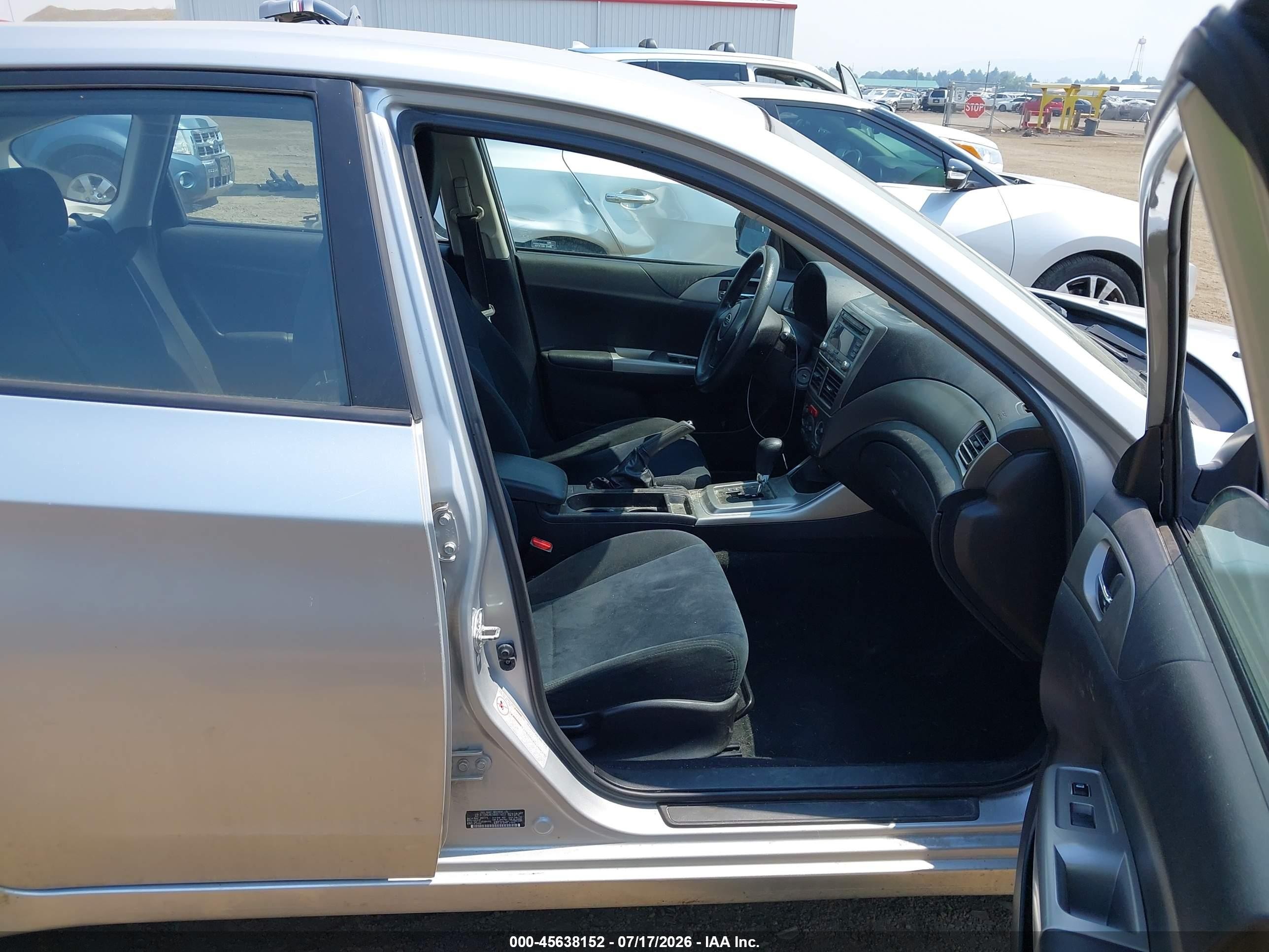 2010 Subaru Impreza 2.5i Silver vin: JF1GH6A63AH815833