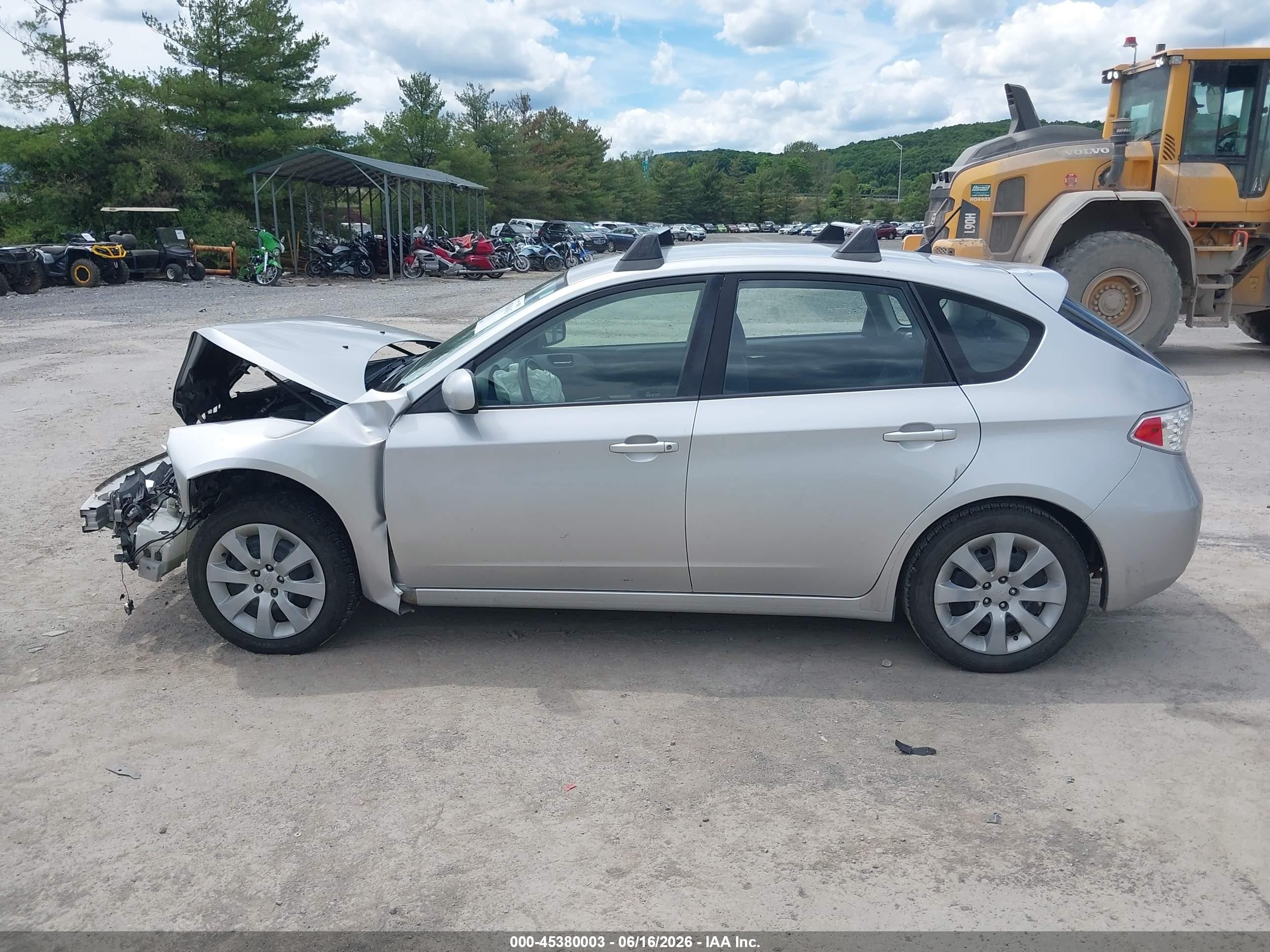 2010 Subaru Impreza 2.5i Серебряный vin: JF1GH6A63AH818666