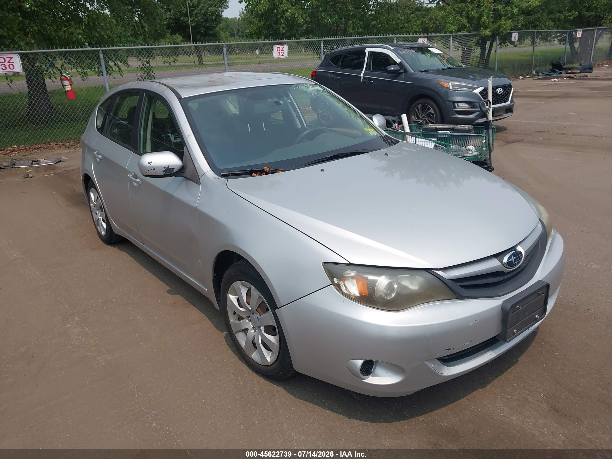 2011 Subaru Impreza 2.5i Silver vin: JF1GH6A65BH823398