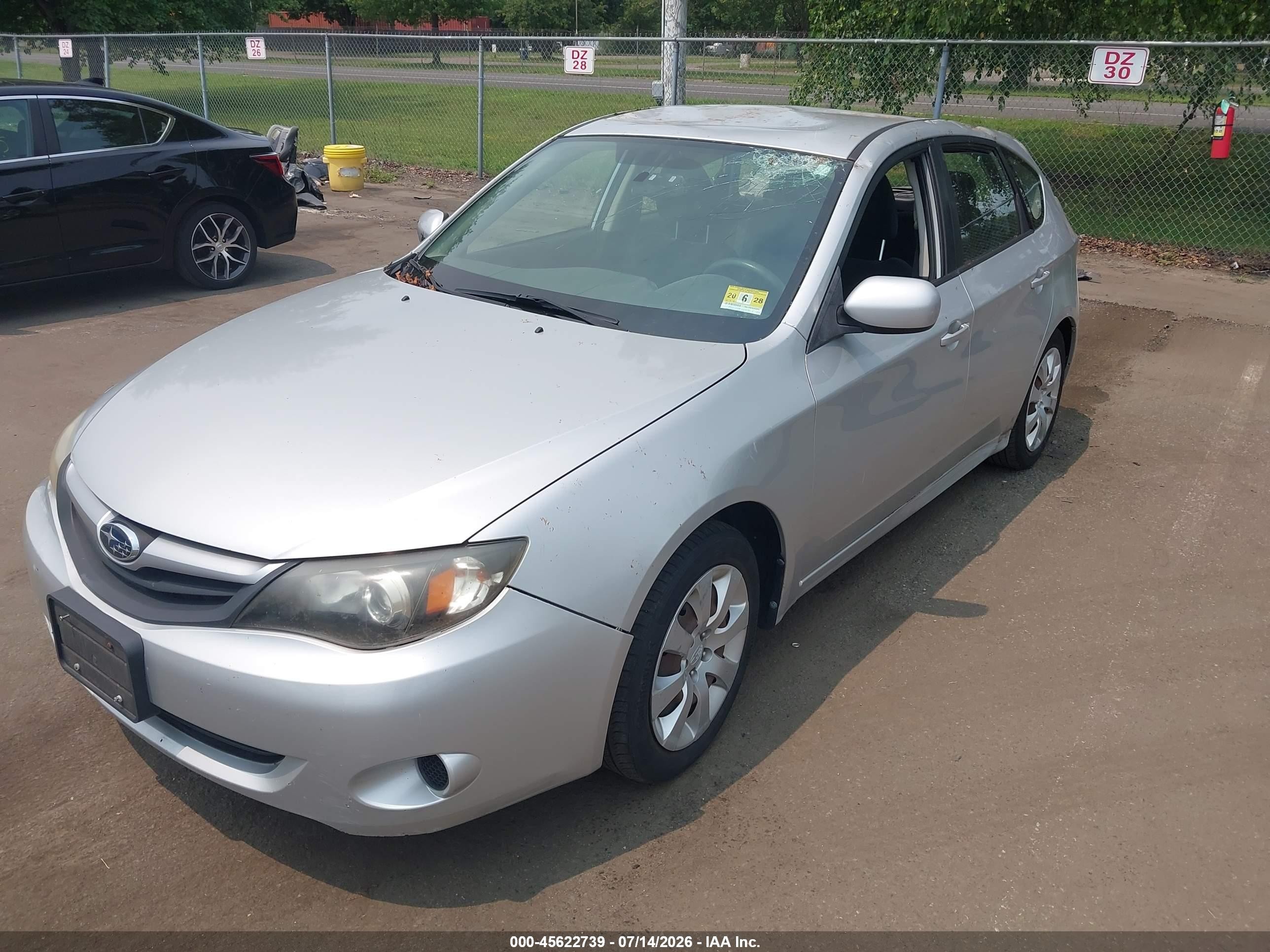 2011 Subaru Impreza 2.5i Silver vin: JF1GH6A65BH823398