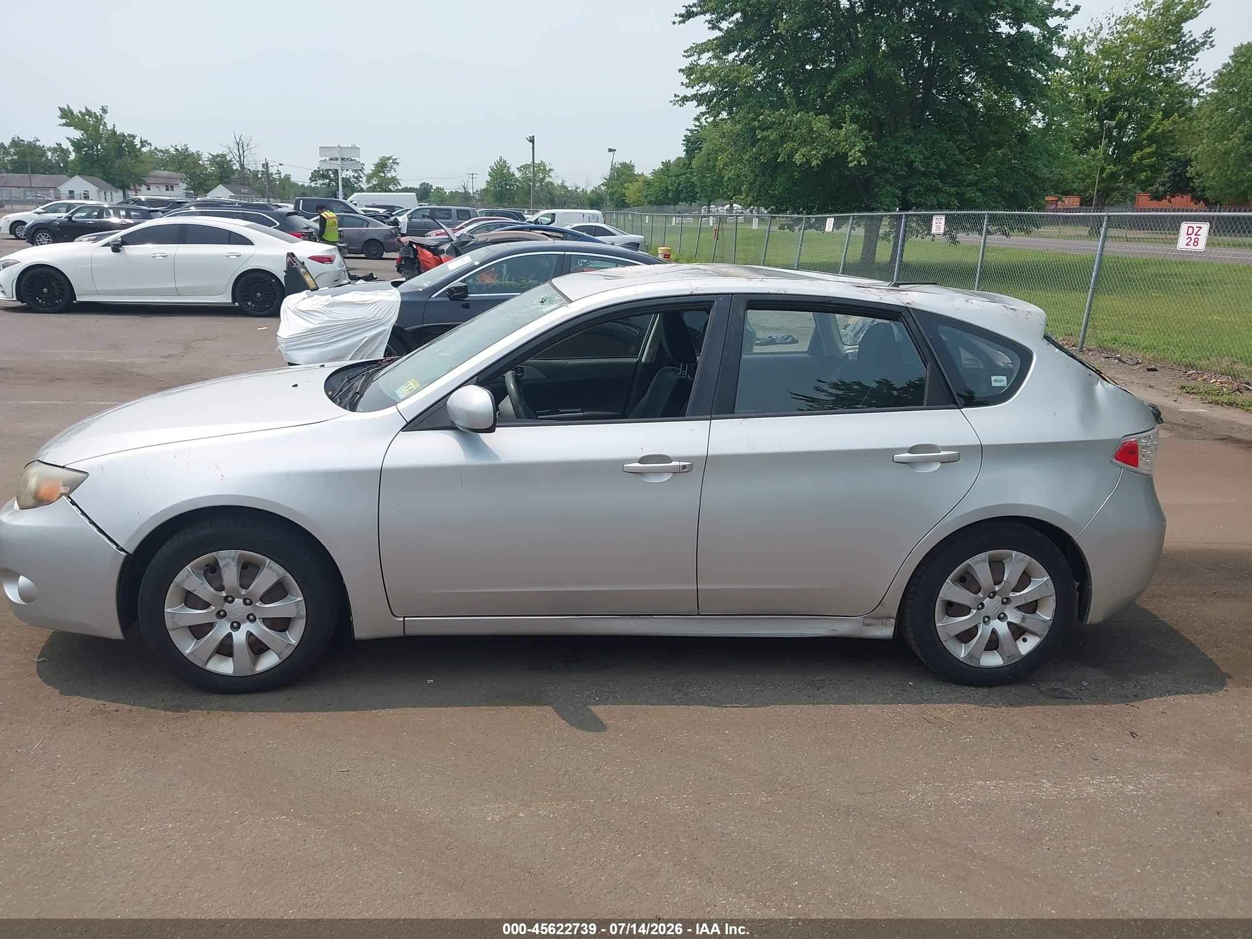 2011 Subaru Impreza 2.5i Silver vin: JF1GH6A65BH823398