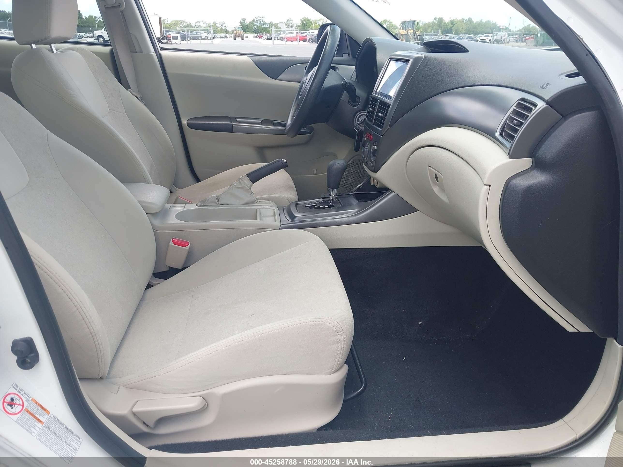 2011 Subaru Impreza 2.5i White vin: JF1GH6A68BH830782