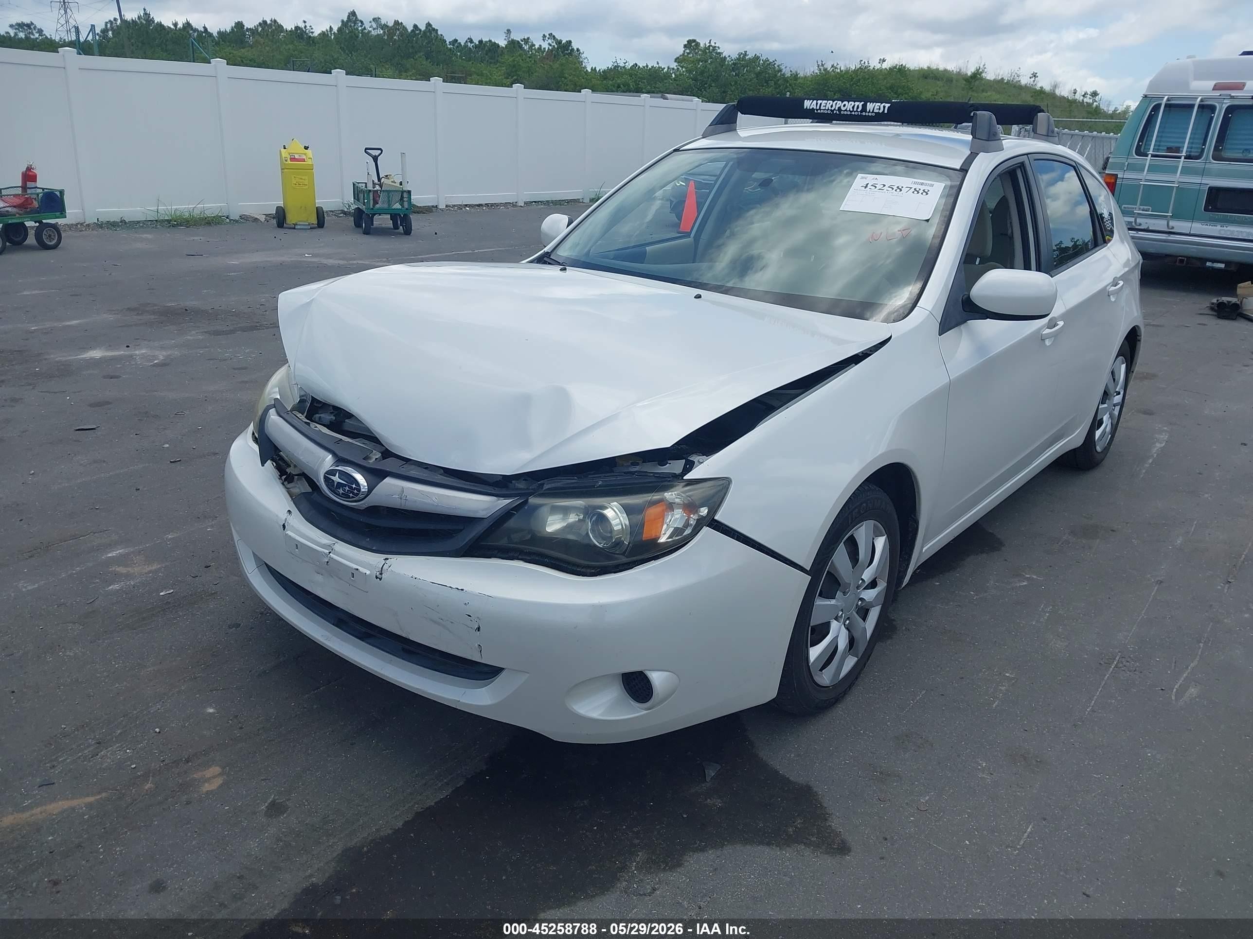 2011 Subaru Impreza 2.5i White vin: JF1GH6A68BH830782