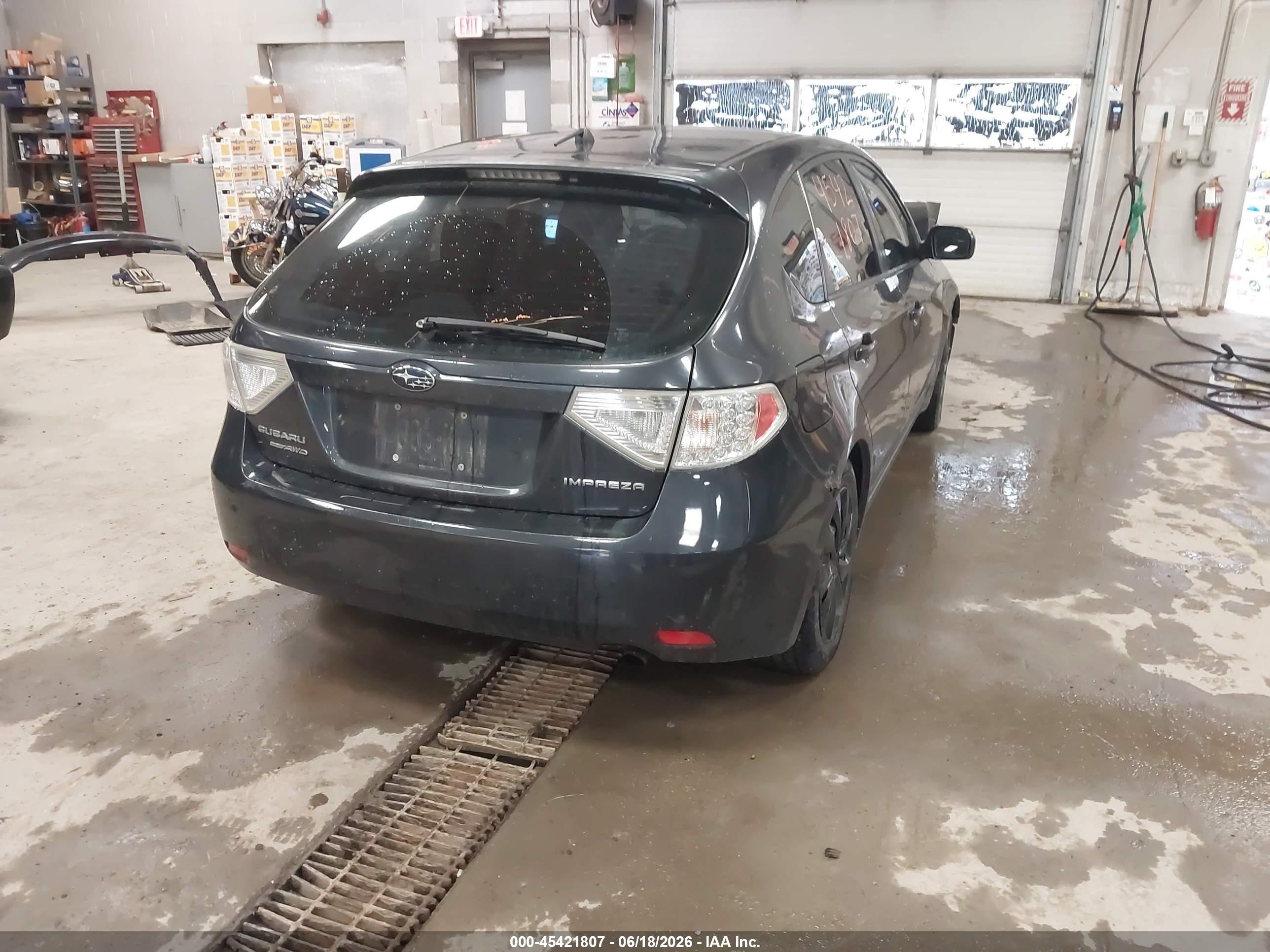 2011 Subaru Impreza 2.5i Premium Серый vin: JF1GH6B60BH801808