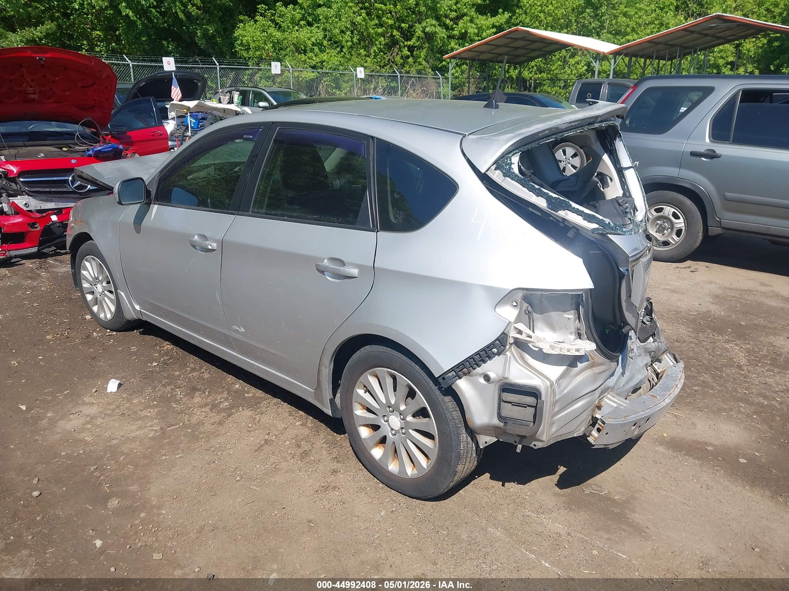 2011 Subaru Impreza 2.5i Premium Silver vin: JF1GH6B65BH814862