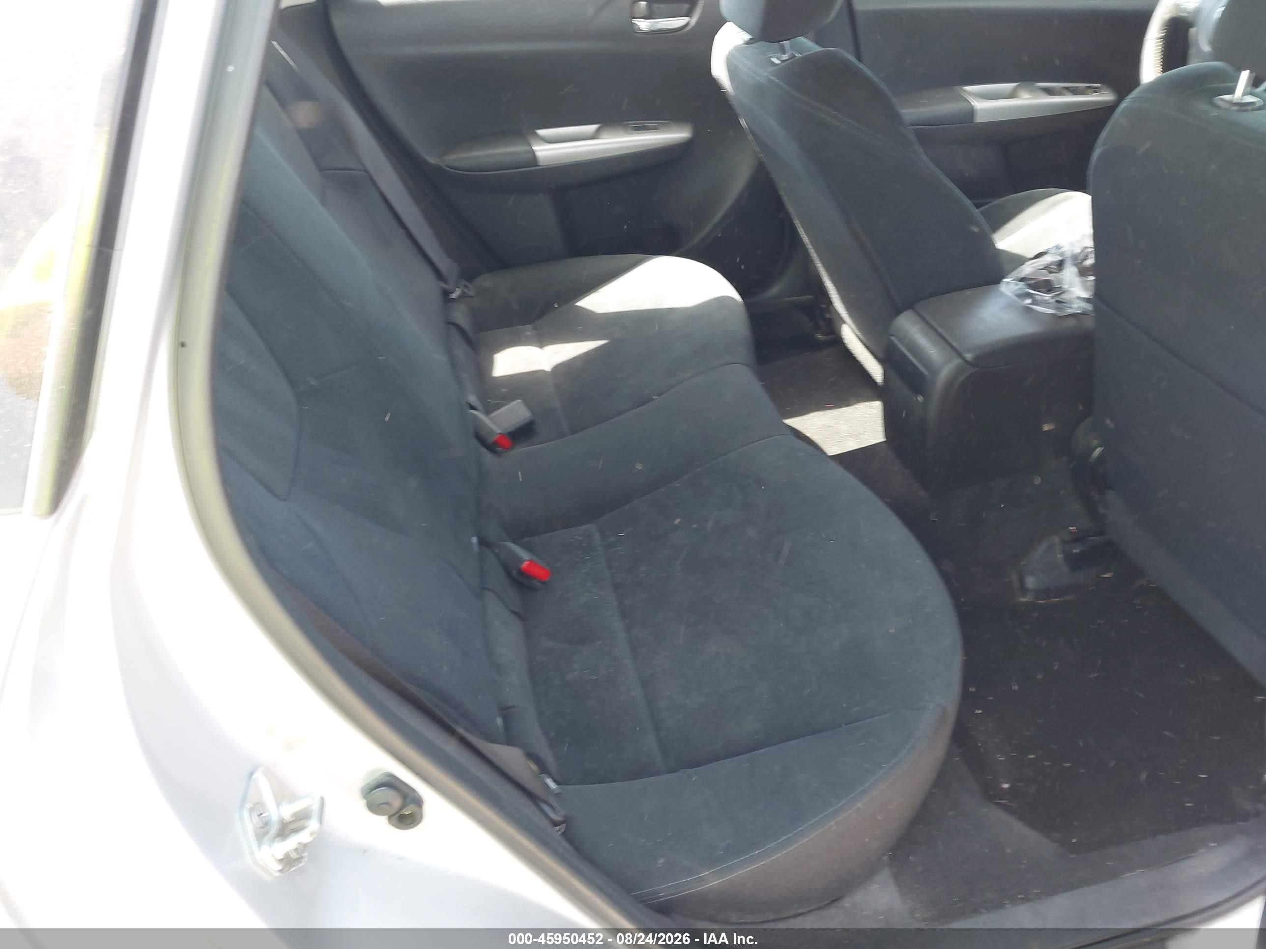 2010 Subaru Impreza 2.5i Premium Серебряный vin: JF1GH6B66AH809247