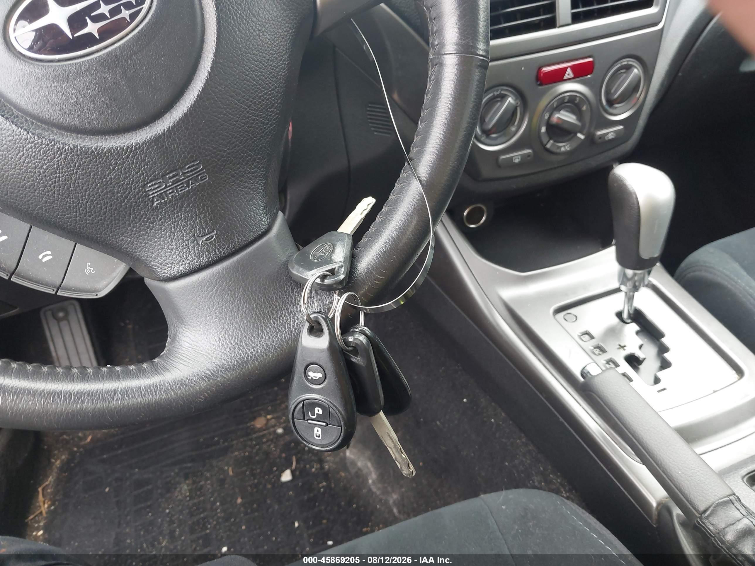 2011 Subaru Impreza 2.5i Premium Серебряный vin: JF1GH6B66BH810271