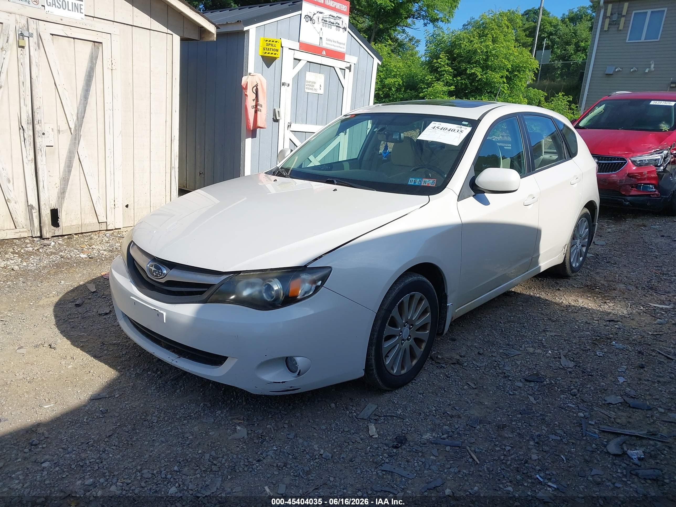 2011 Subaru Impreza 2.5i Premium White vin: JF1GH6B66BH825496