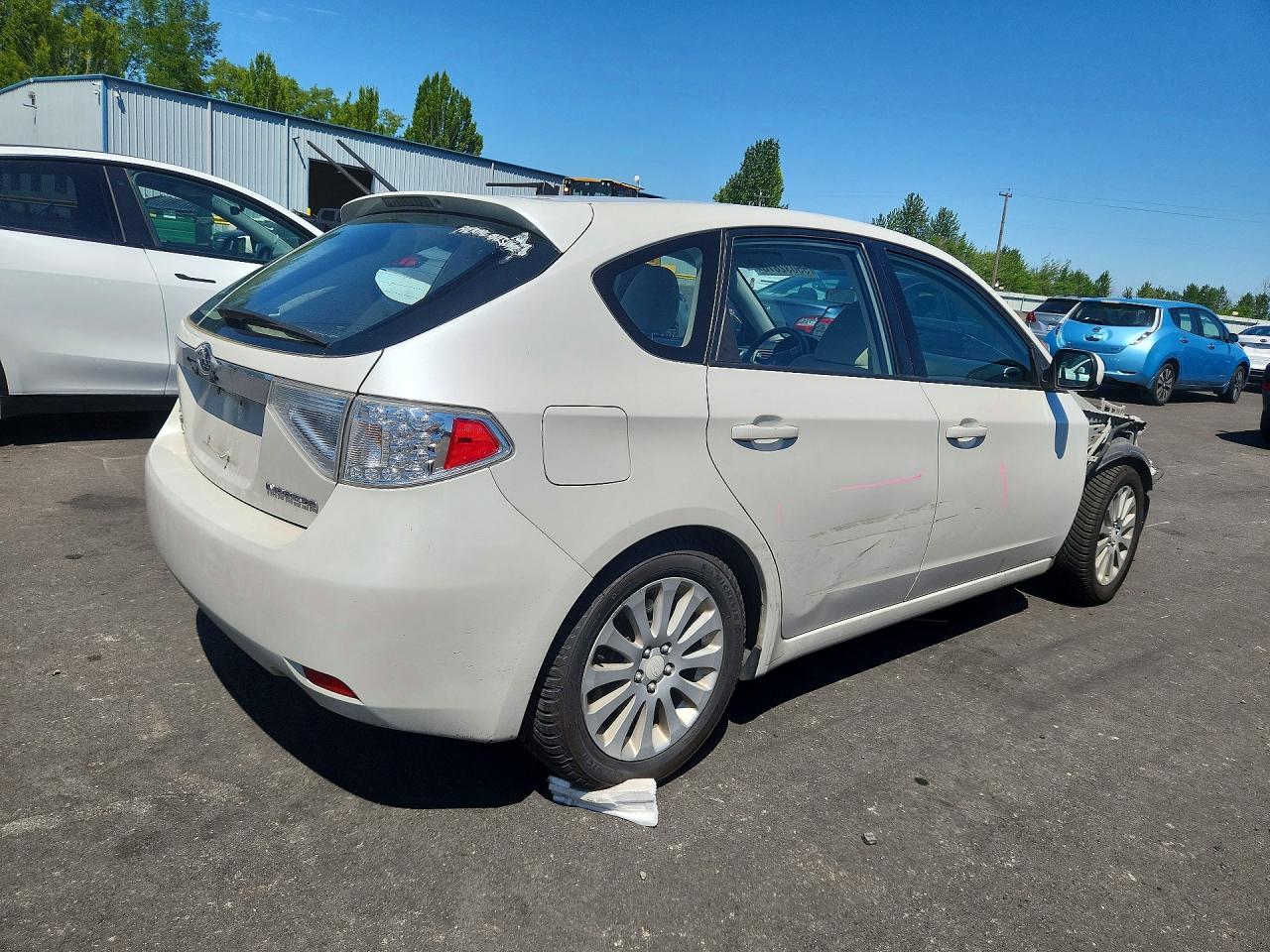 2010 Subaru Impreza 2.5i Premium Белый vin: JF1GH6B68AH817253