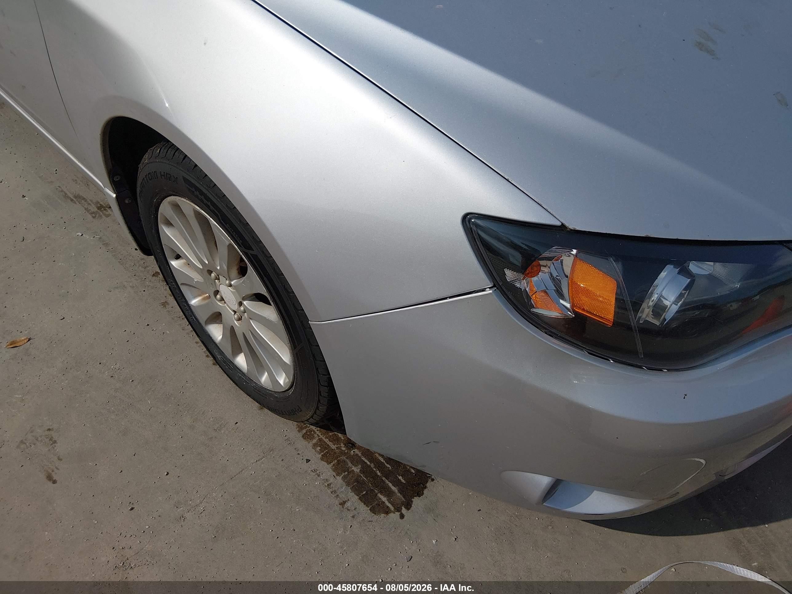 2011 Subaru Impreza 2.5i Premium Серебряный vin: JF1GH6B69BH813178