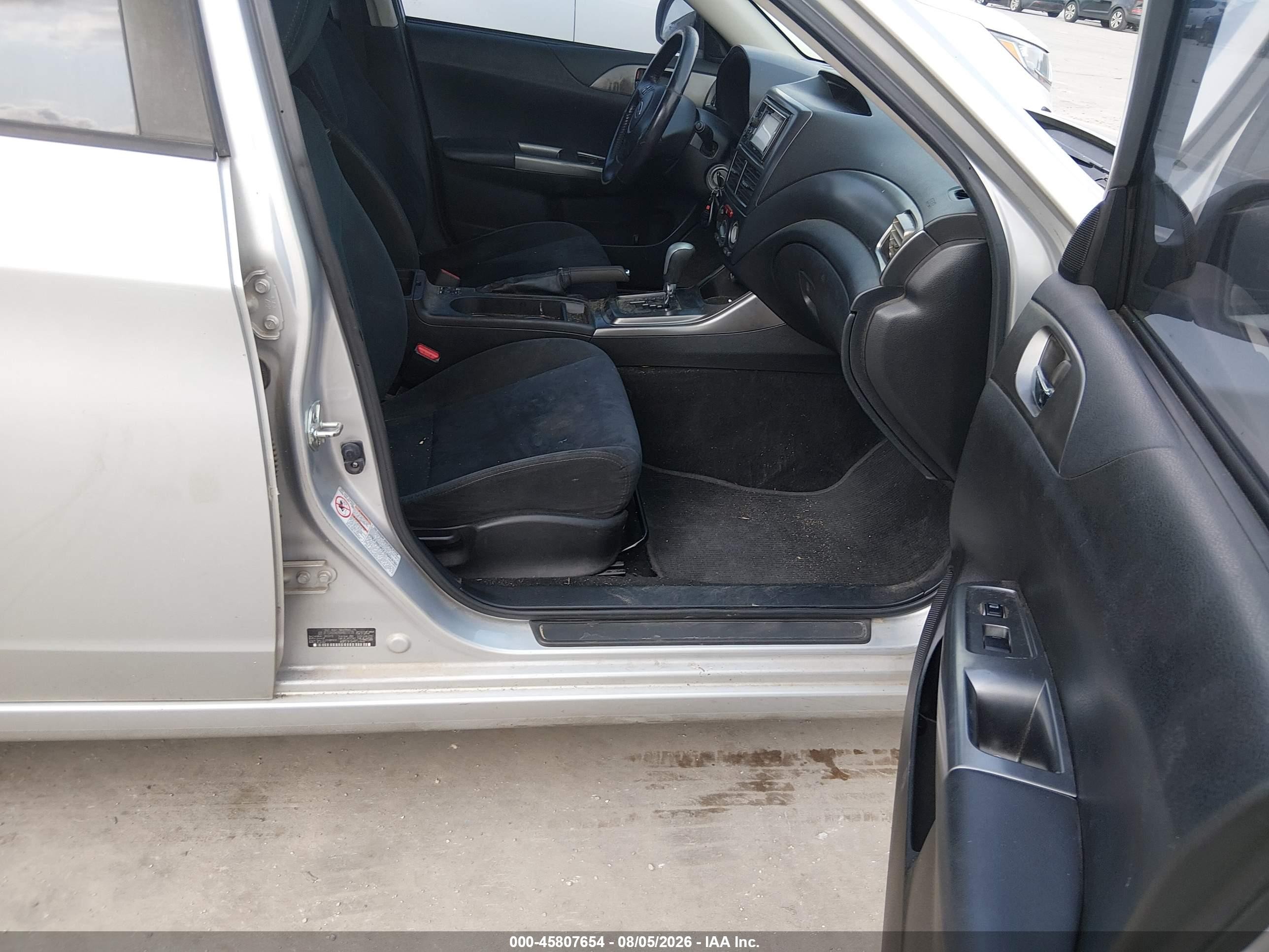 2011 Subaru Impreza 2.5i Premium Серебряный vin: JF1GH6B69BH813178