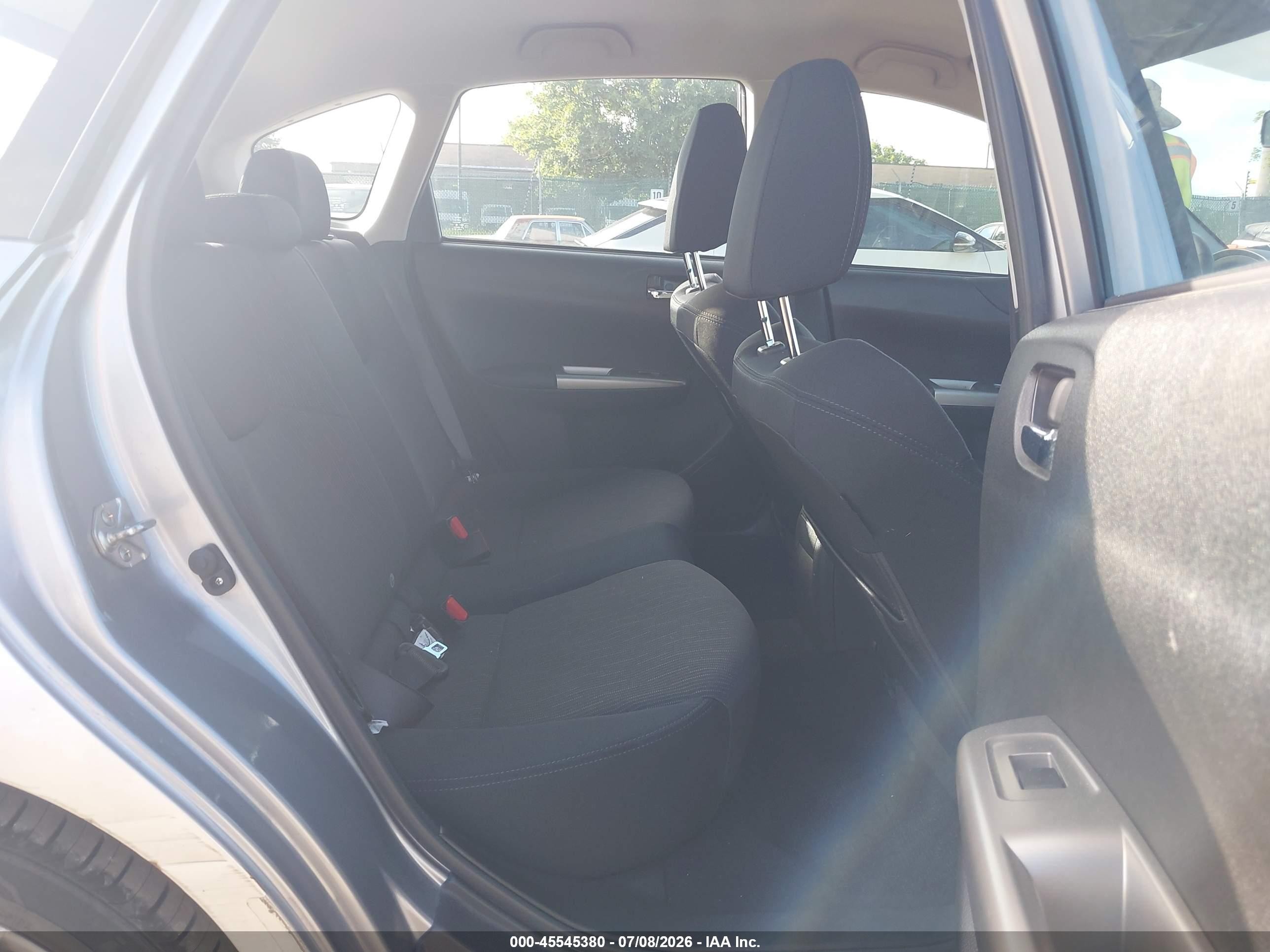 2010 Subaru Impreza Outback Sport Silver vin: JF1GH6D63AG806471